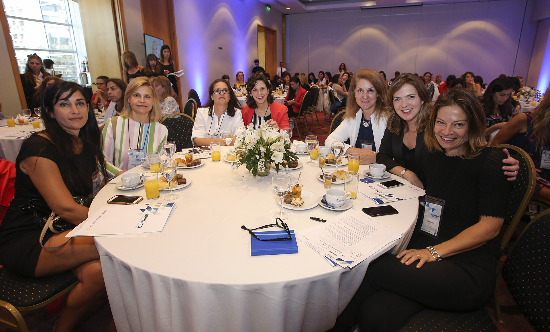 Tamara Vinitzky, socia de auditoría KPMG y Co-chair de Women Corporate Directors en Argentina, Gabriela Terminielli, Andrea Oteiza KPMG, Mercedes Werner, Gerente Operativa Ministerio de Educación GCBA, Cristina Miglio Gerente de Auditoria interna Fundación YPF, Anabel Perrone, Elena Morettini