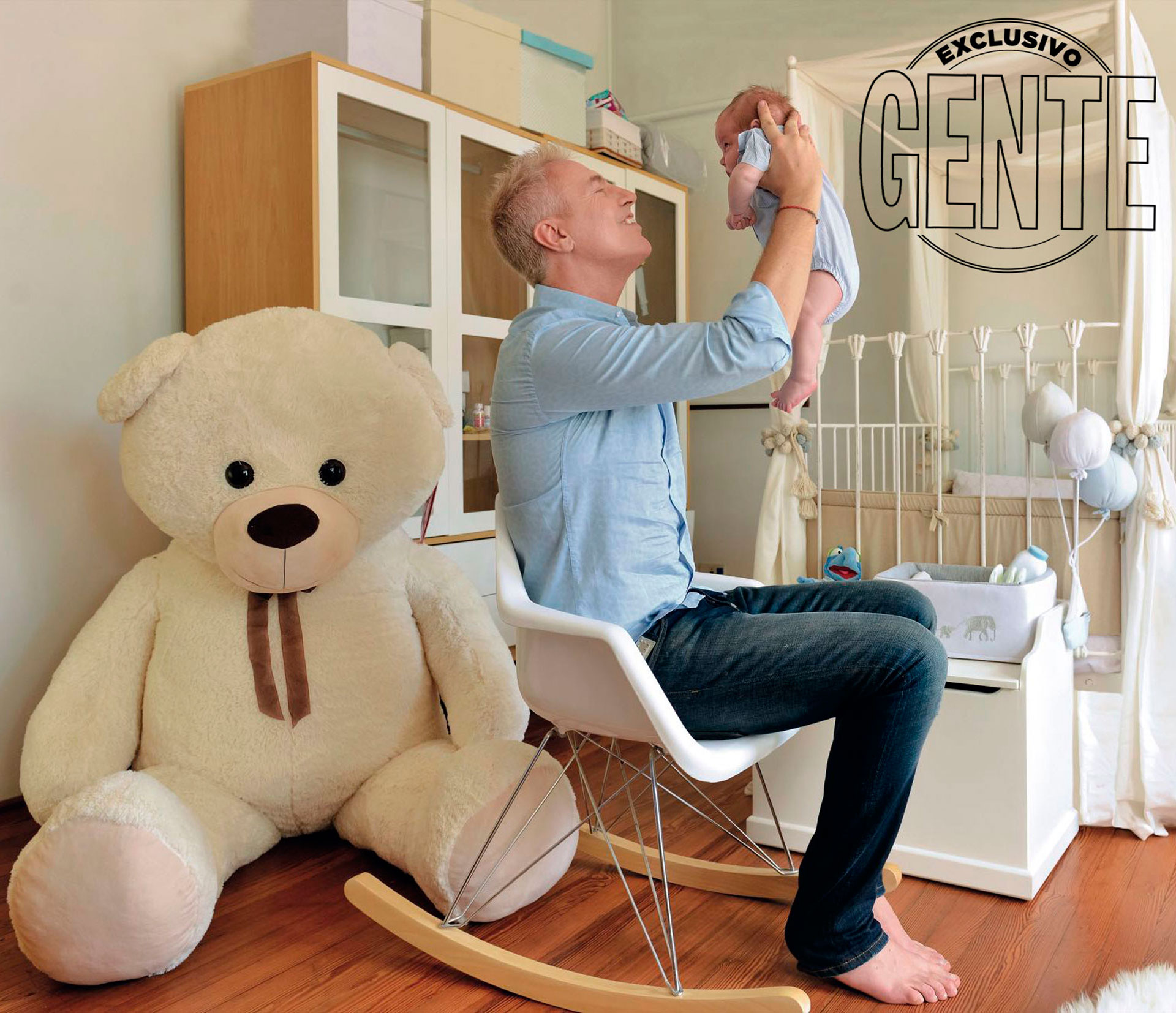 Una tierna escena entre padre e hijo. Foto: Fabián Uset/GENTE