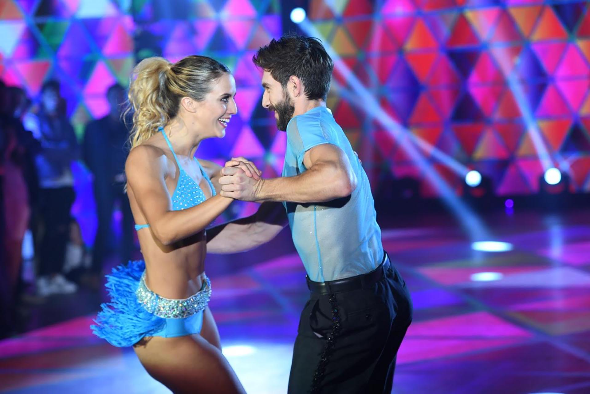 Flor Vigna y Gonzalo Berger bailando Merengue
