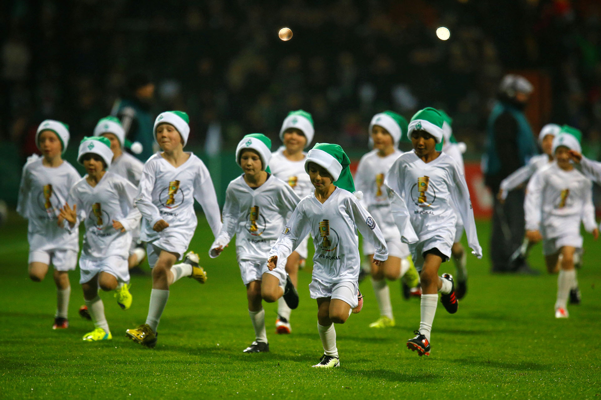 Un torneo de fútbol juvenil en Bremen, Alemania, el 20 de diciembre de 2017. (Reuters)