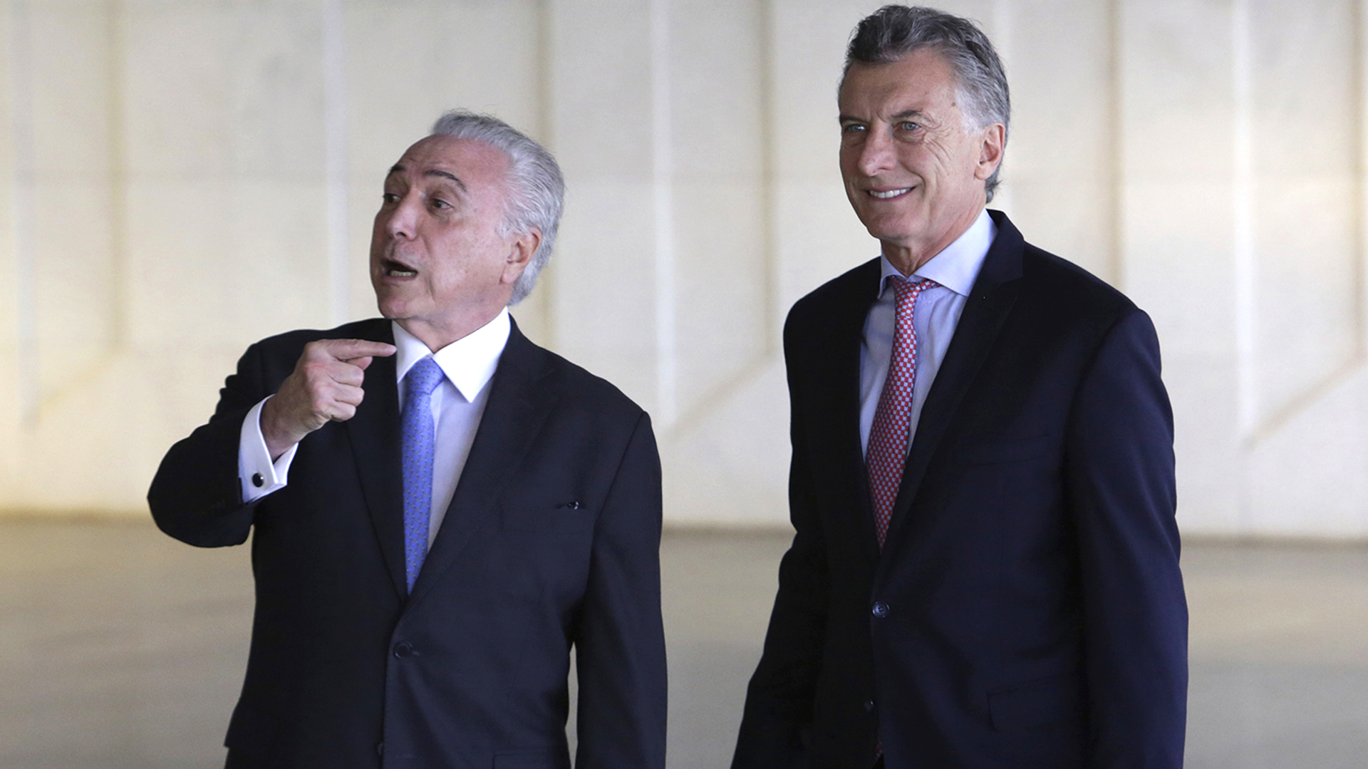 Michel Temer y Mauricio Macri, presidentes post bolivarianos (AP Photo/Eraldo Peres)