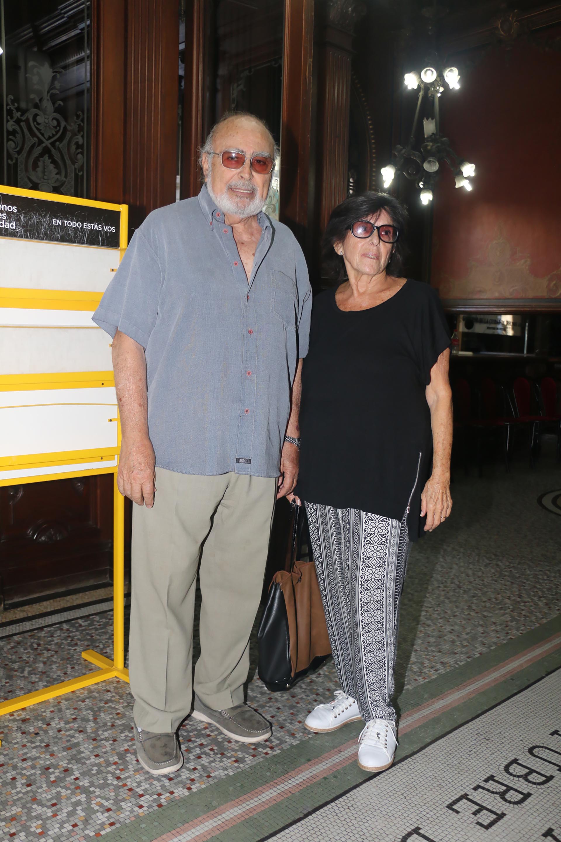 Pepe Novoa con su mujer