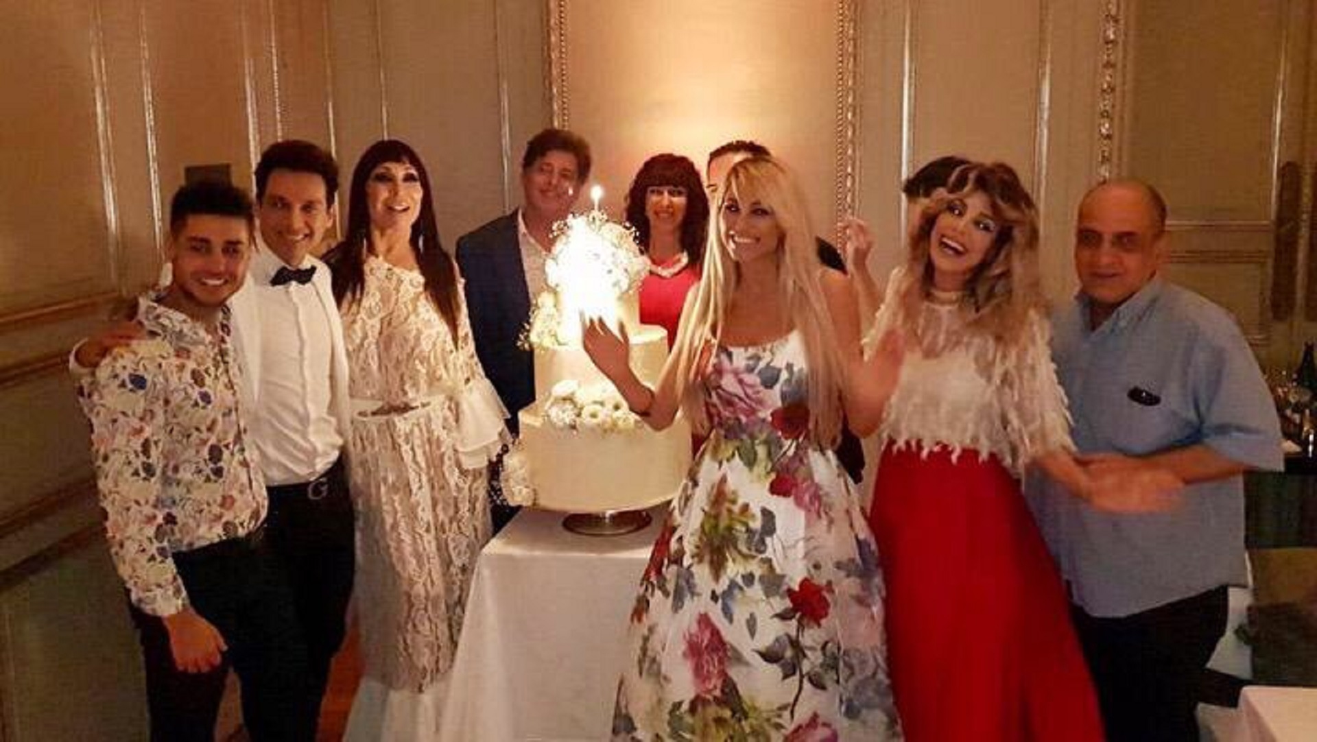 Victoria Xipolitakis estuvo acompañada por sus amigos y familiares
