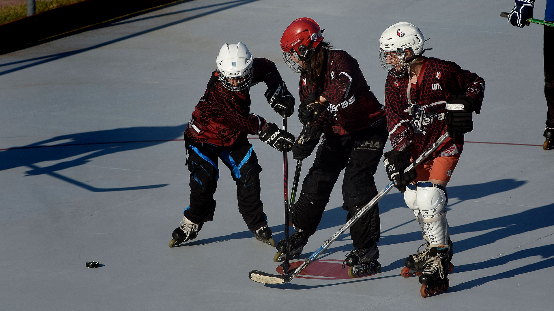 En la cita hubo clínicas de hockey sobre patines y sobre césped