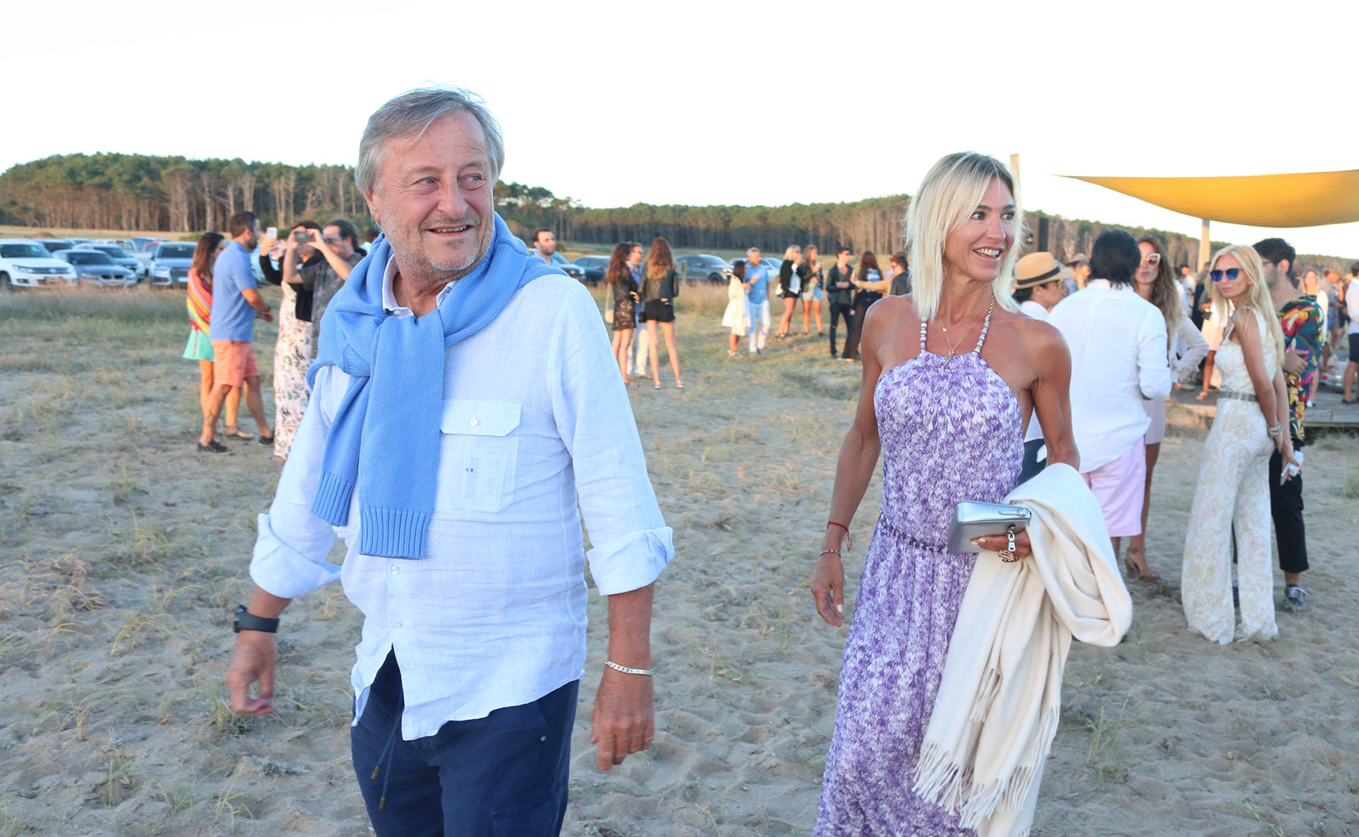 Cristiano Rattazzi y Gabriela Castellani, dos habitués del verano esteño, se divirtieron en el espectacular evento que terminó de noche y con los fuegos de Francis Malmann