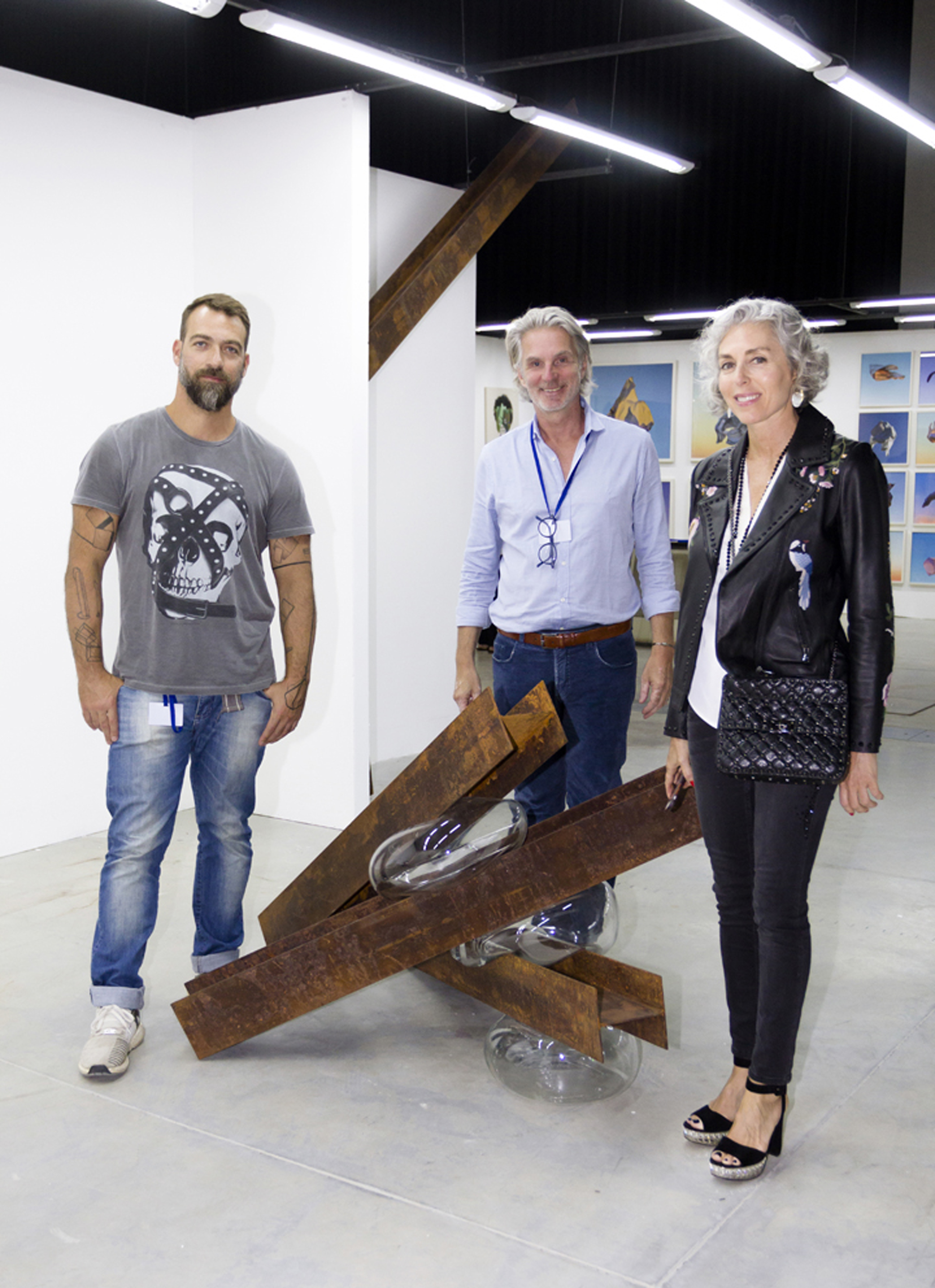 El artista Tulio Pinto, Martín Bernet y Jackie Parisier