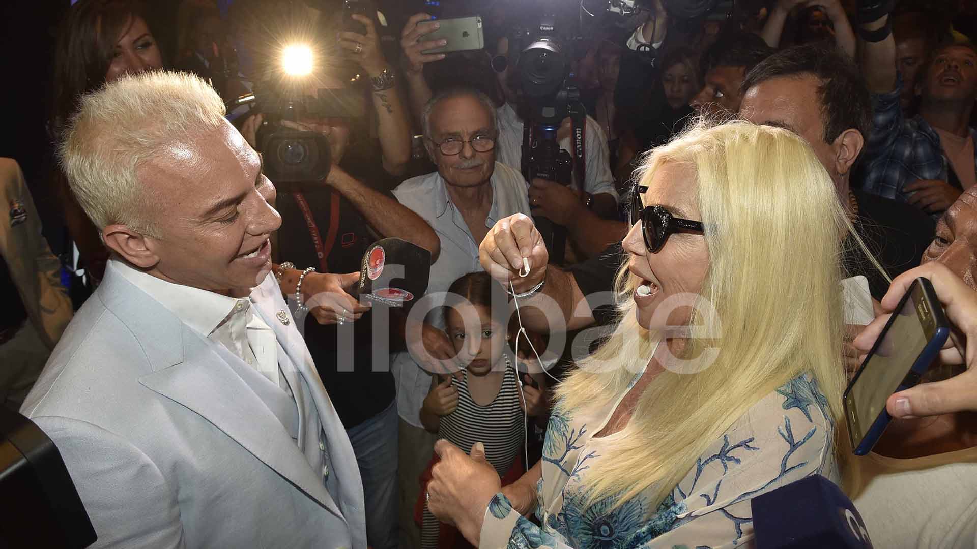 En sus vacaciones en Punta del Este, Susana Giménez fue a ver “Stravaganza”, el espectáculo de Flavio Mendoza
