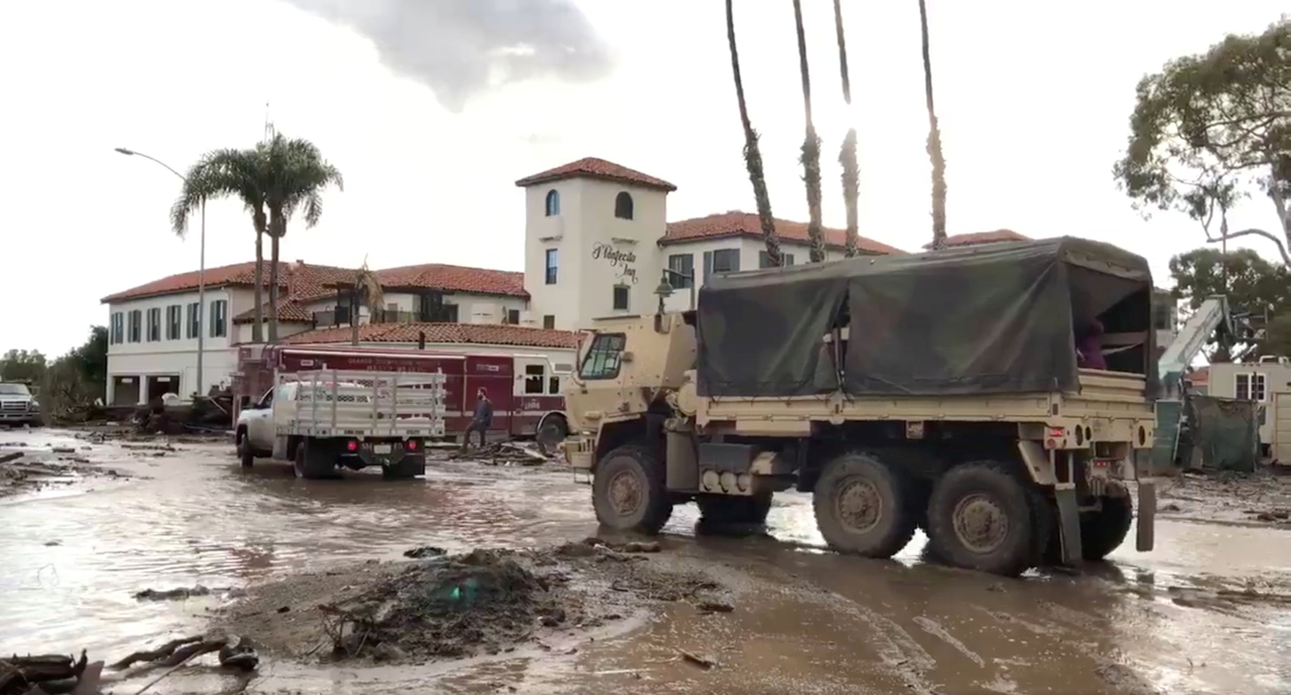 El ejército brindó apoyo logístico en la emergencia invernal.