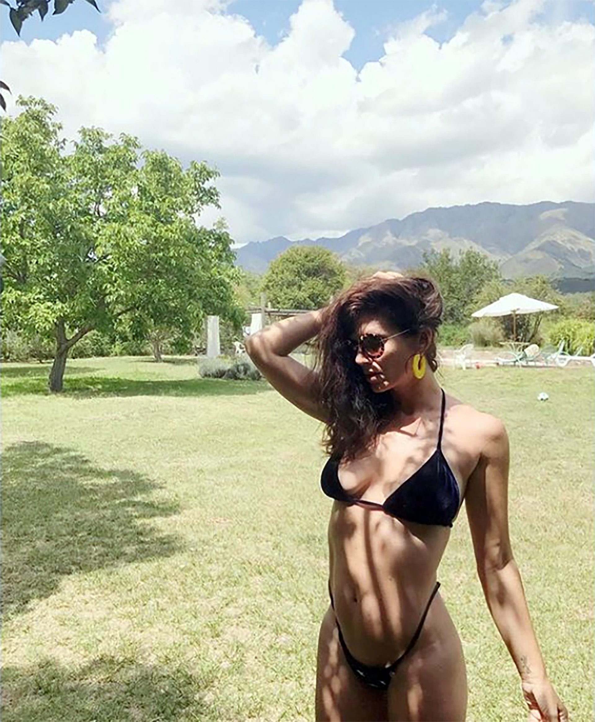 Griselda Siciliani mostró sus curvas con una bikini súper sensual. “Sí, me creo Susana Romero #80”, escribió la protagonista de “Sugar” en Instagram