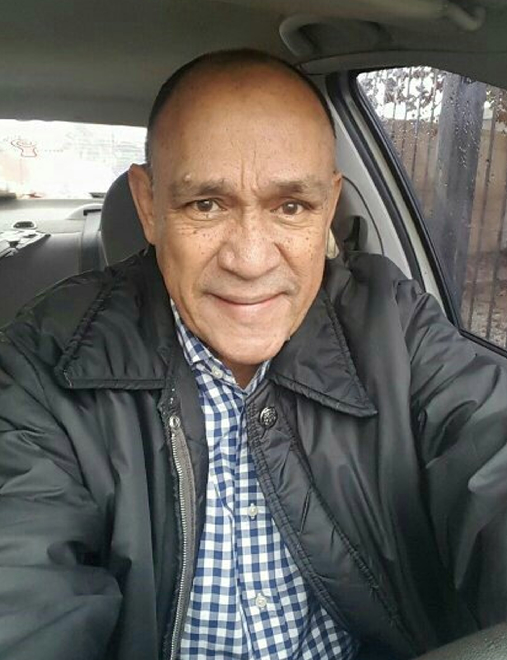 Carlos Domínguez Rodríguez (@gdehoyoswalther)