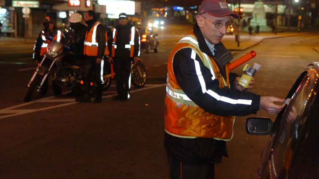 La mayoría de los controles se llevan a cabo durante la madrugada (Gentileza El País) 