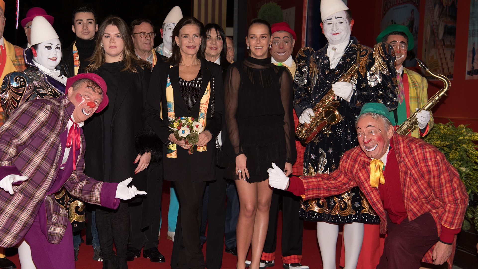 Estefanía de Mónaco junto a sus hijas Pauline y Camille en una tarde a pura diversión /// Fotos: Getty
