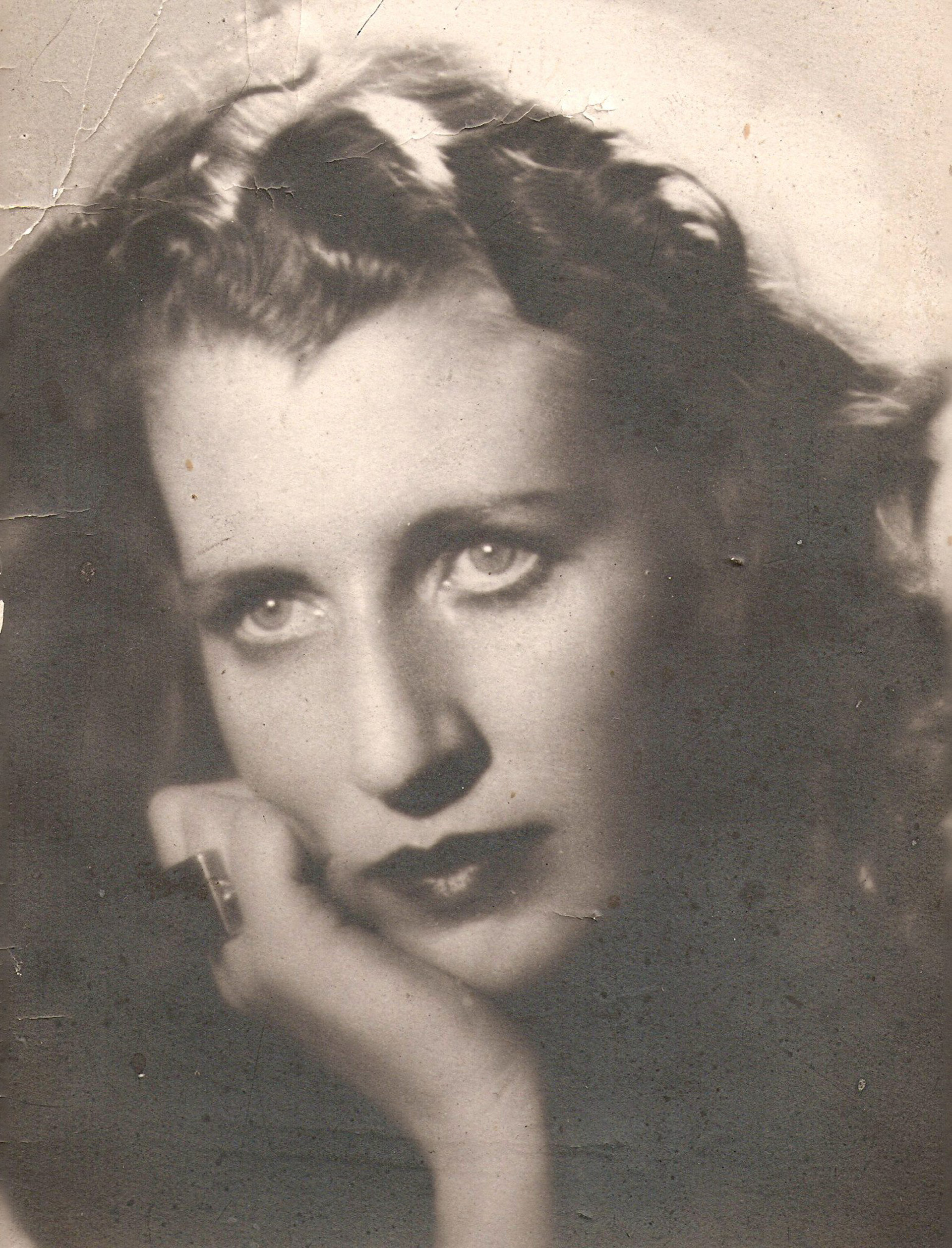 Norah Lange