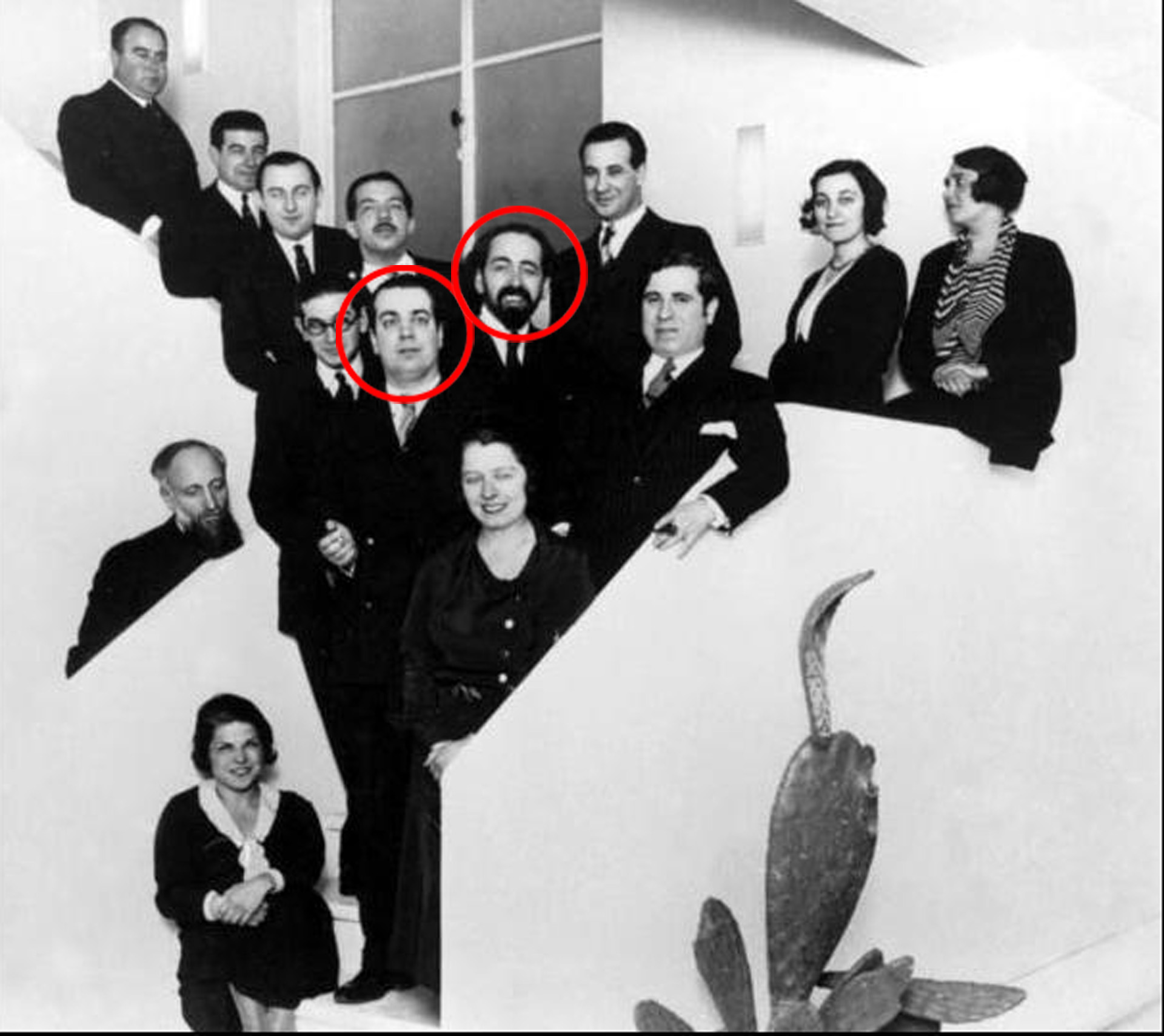 Jorge Luis Borges y Oliverio Girondo, entre el consejo de redacción de la revista Sur