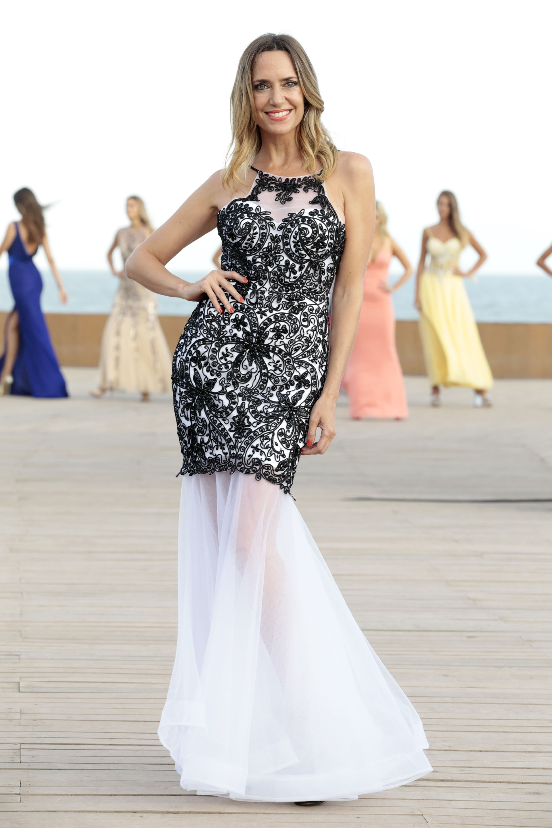 Vestidos de fiesta en la pasada de Soledad Villarreal