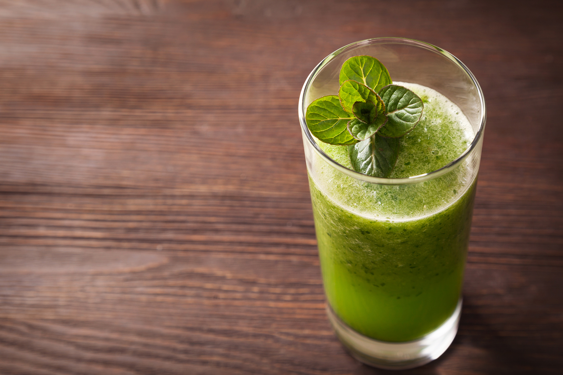 Comer liviano nos permite mantener nuestro peso y generar menos calor corporal (Getty Images)