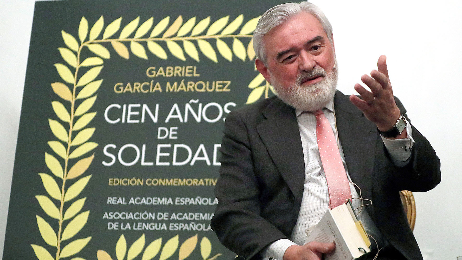 Darío Villanueva en la celebración en 2007 en Cartagena de Indias (Colombia) del IV Congreso Internacional de la Lengua Española