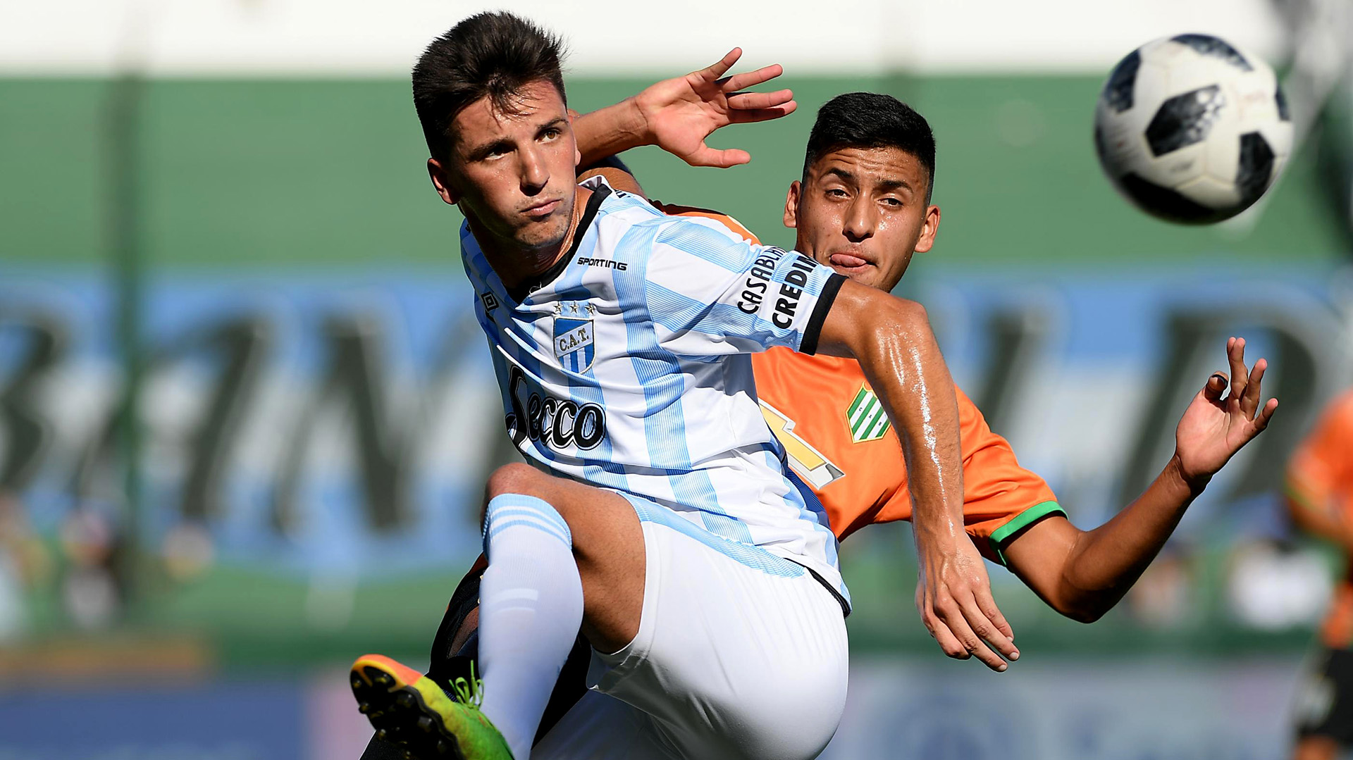 Atlético Tucumán empató sin goles en su visita a un Banfield alternativo - Infobae