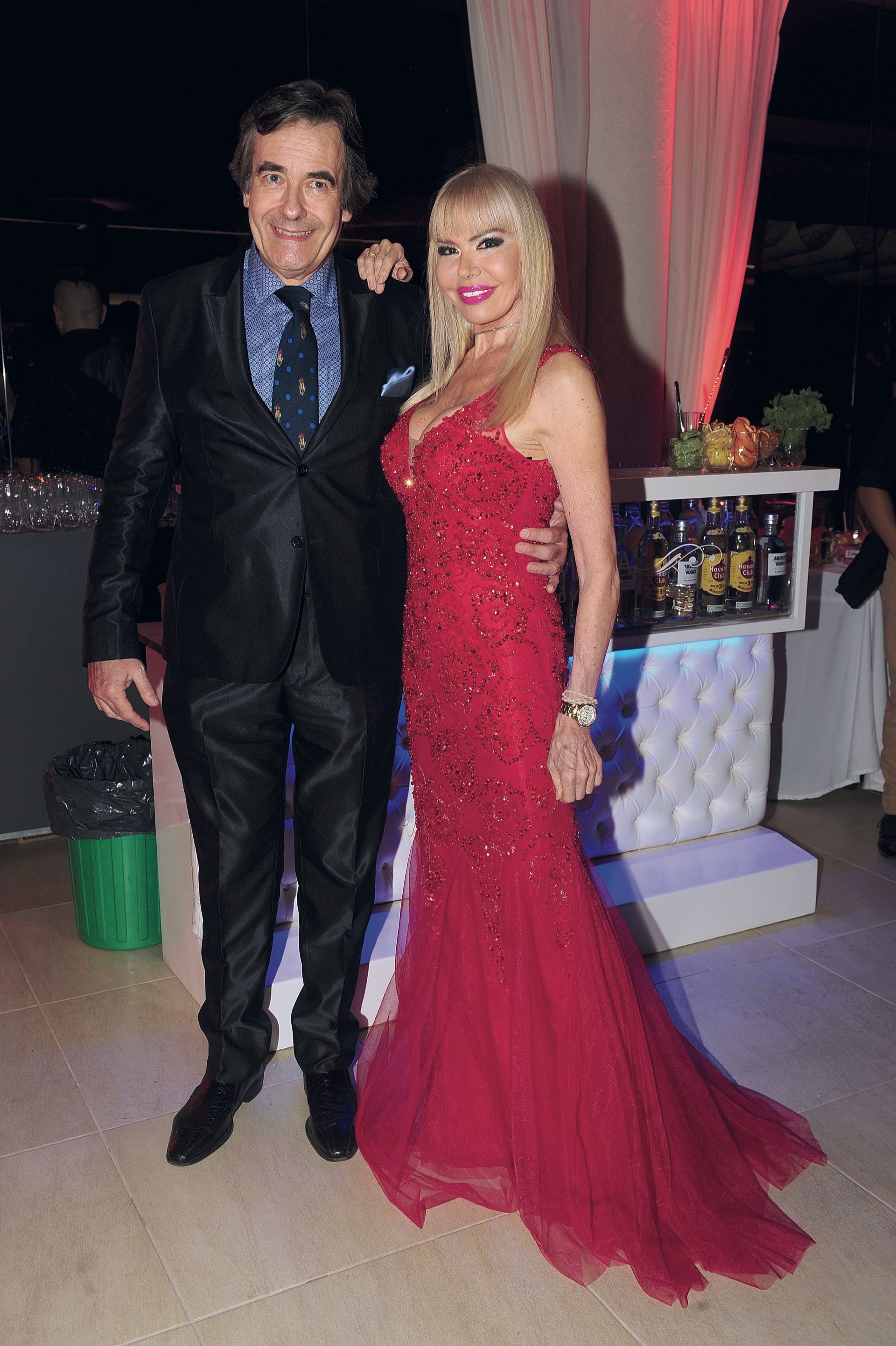 Ricardo García y Adriana Aguirre brindaron con tragos de la barra Limón & Menta. (Foto GENTE)