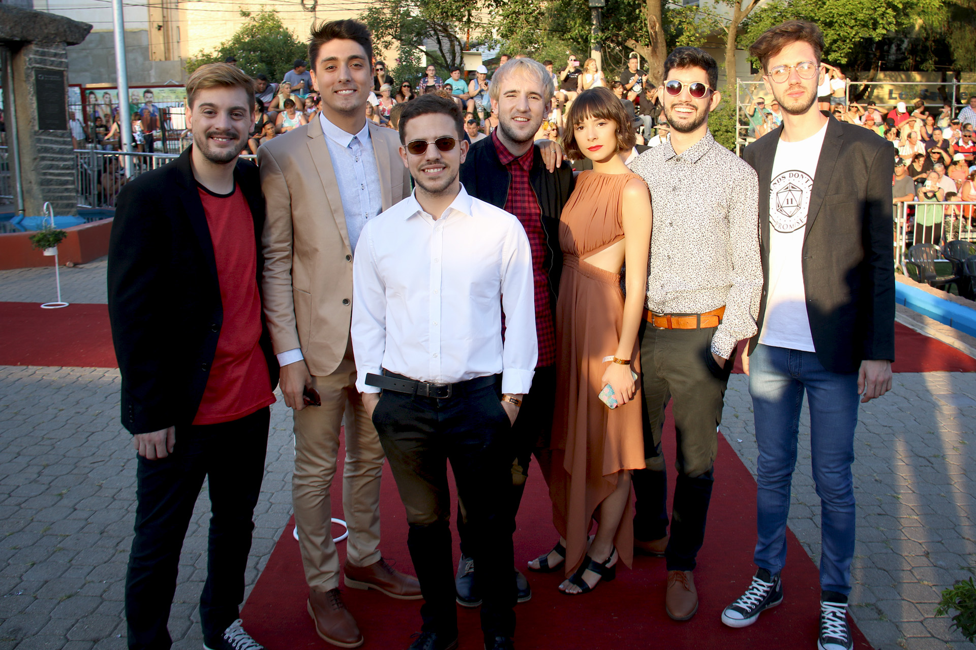 El elenco de Hecatombe
