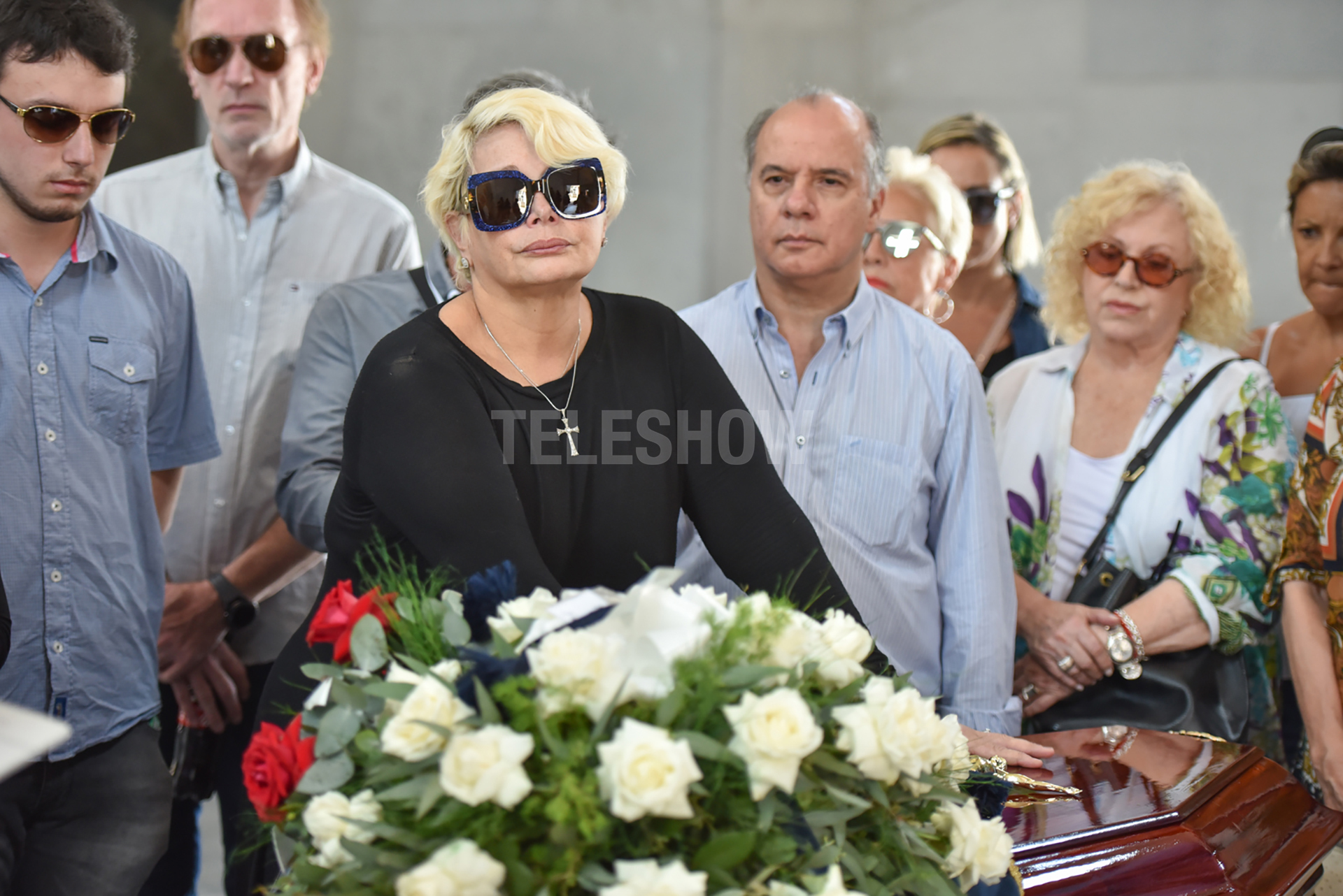 Carmen, acongojada