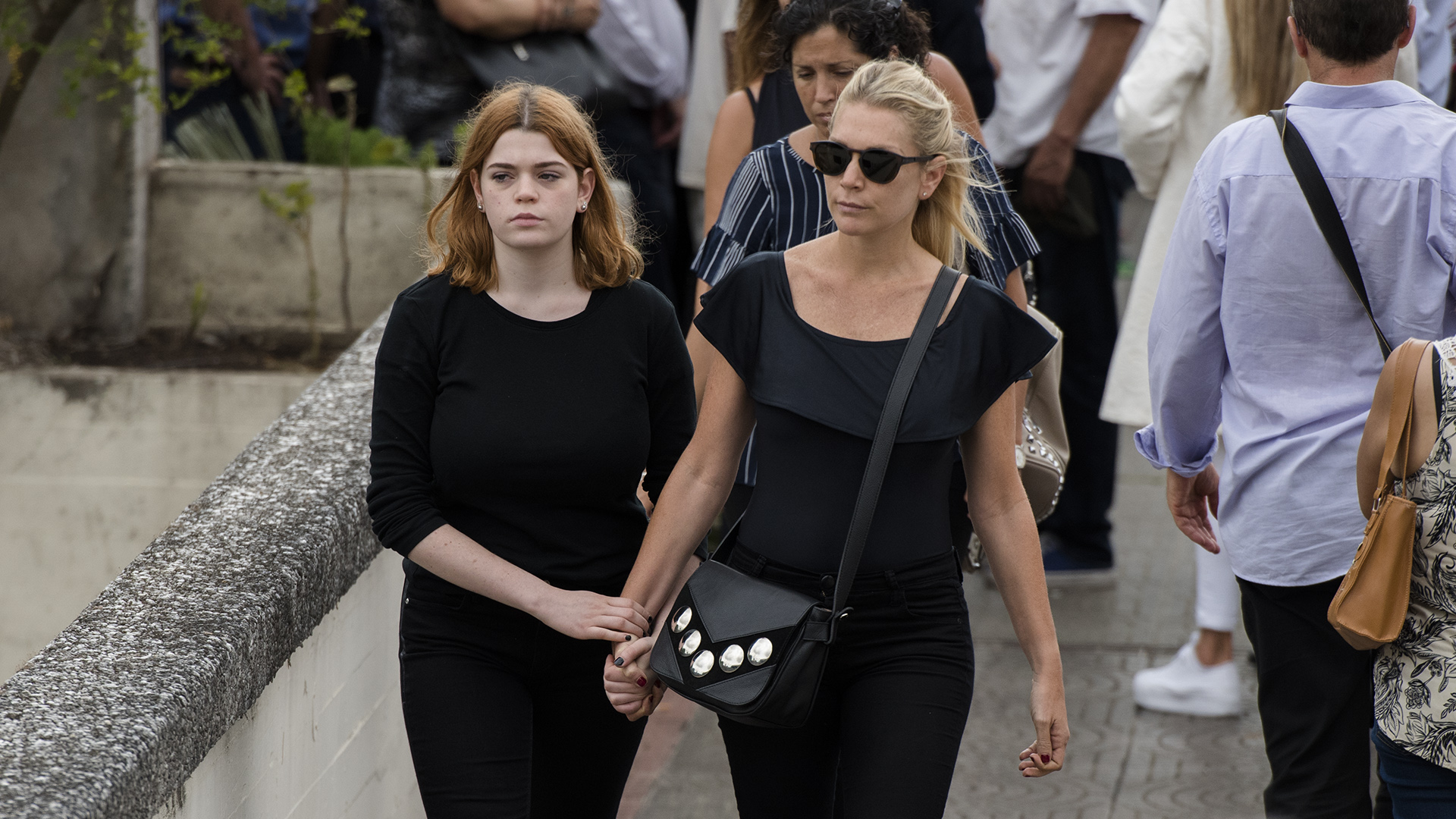 Luna Funes, hija de Débora Pérez Volpin, junto a Melina Fleiderman