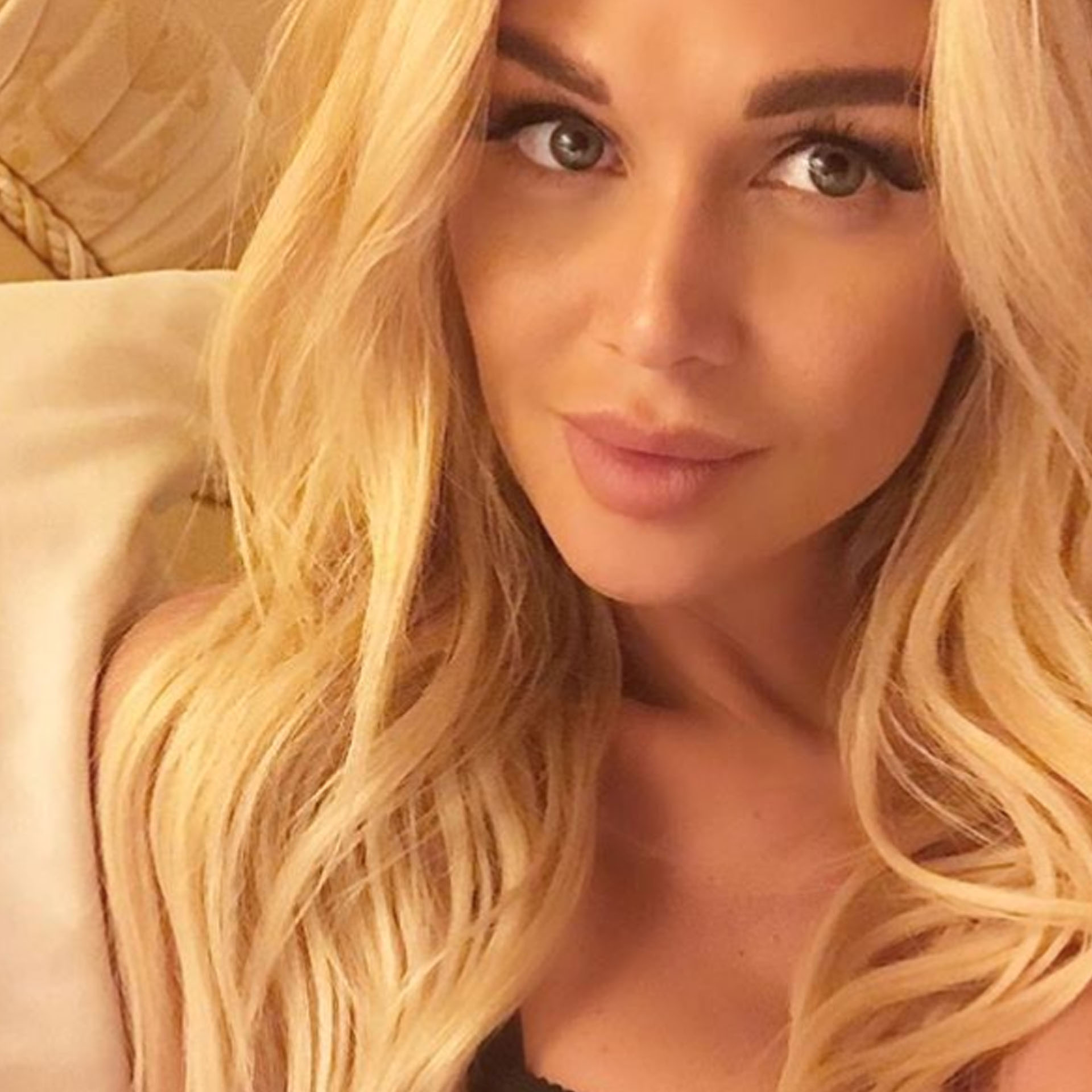 Lopyreva es además modelo y presentadora de TV en su país natal