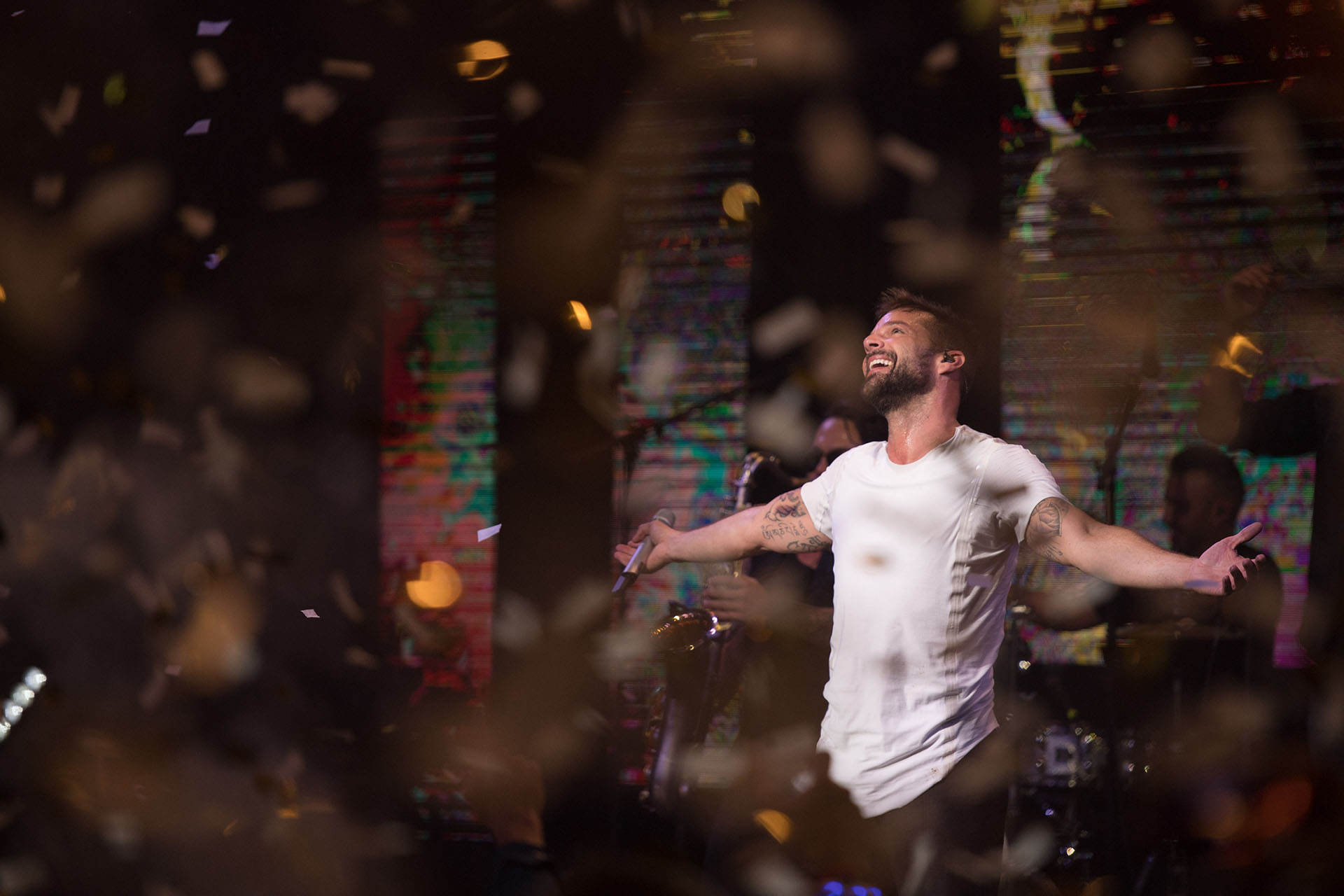 La última noche de cumpleaños tuvo un impactante cierre musical que puso a bailar a todos en la fiesta