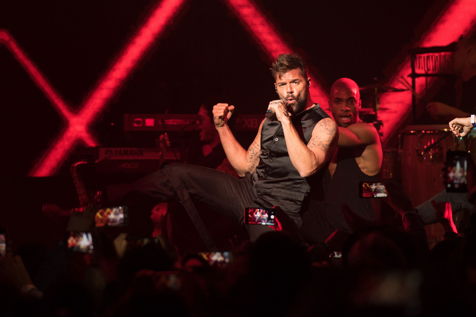 La actuación de Ricky Martin culminó con la presentación del cantante Marko Silva