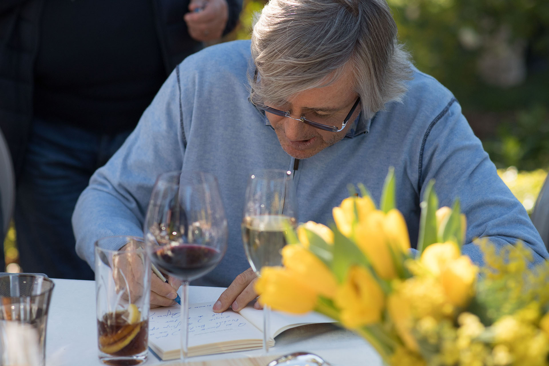Alejandro Roemmers en el almuerzo en los jardines de La Mamounia