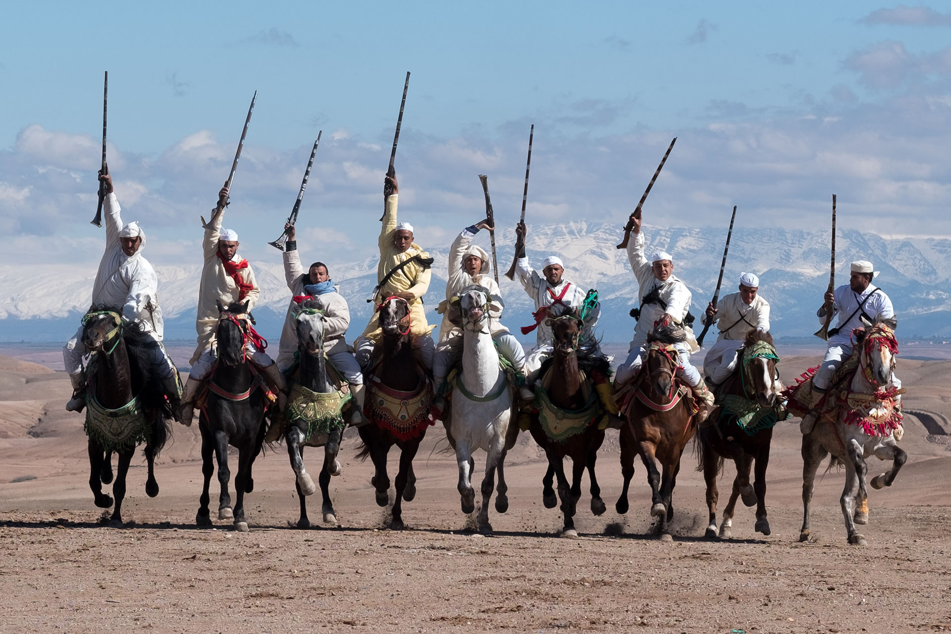 Los caballos protagonizaron el espéctaculo del tercero de los festejos en la travesía por el desierto de Agafay