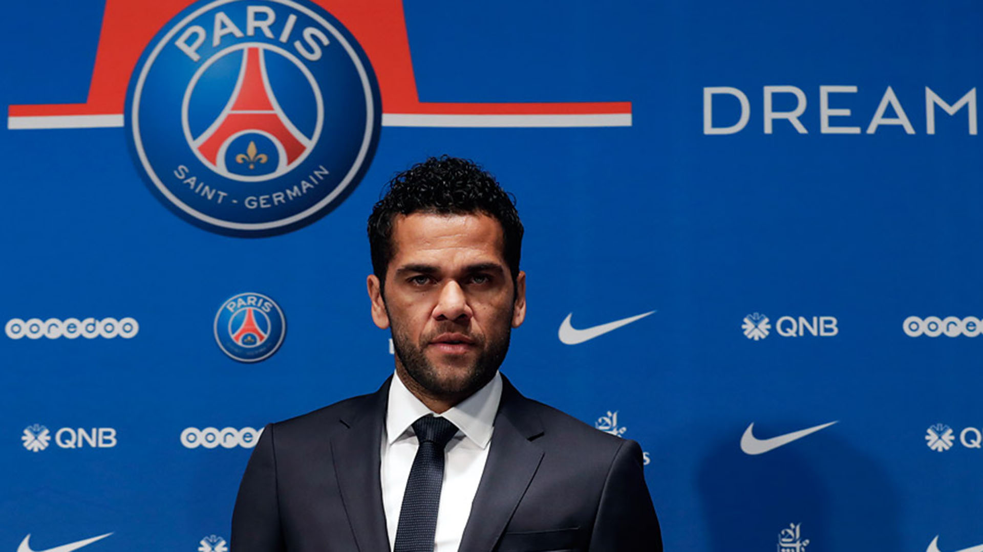 Dani Alves (San Pablo, Brasil): el lateral derecho de 36 años abandonó el París Saint Germain y retornará al fútbol de su país luego de 17 años. Firmó por tres temporadas