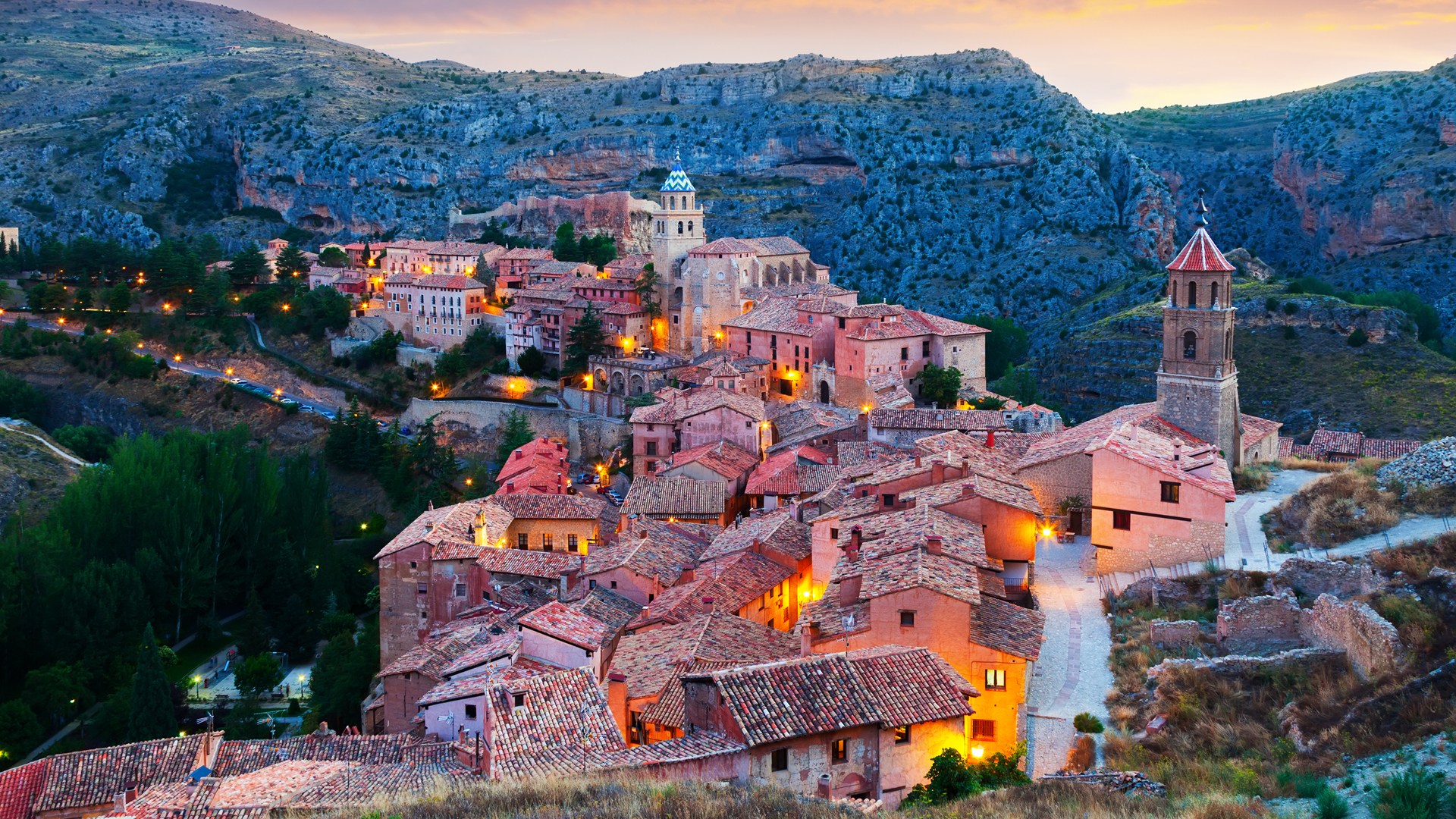 En Aragón se encuentra la localidad de Albarracín rodeada de murallas (Getty Images)