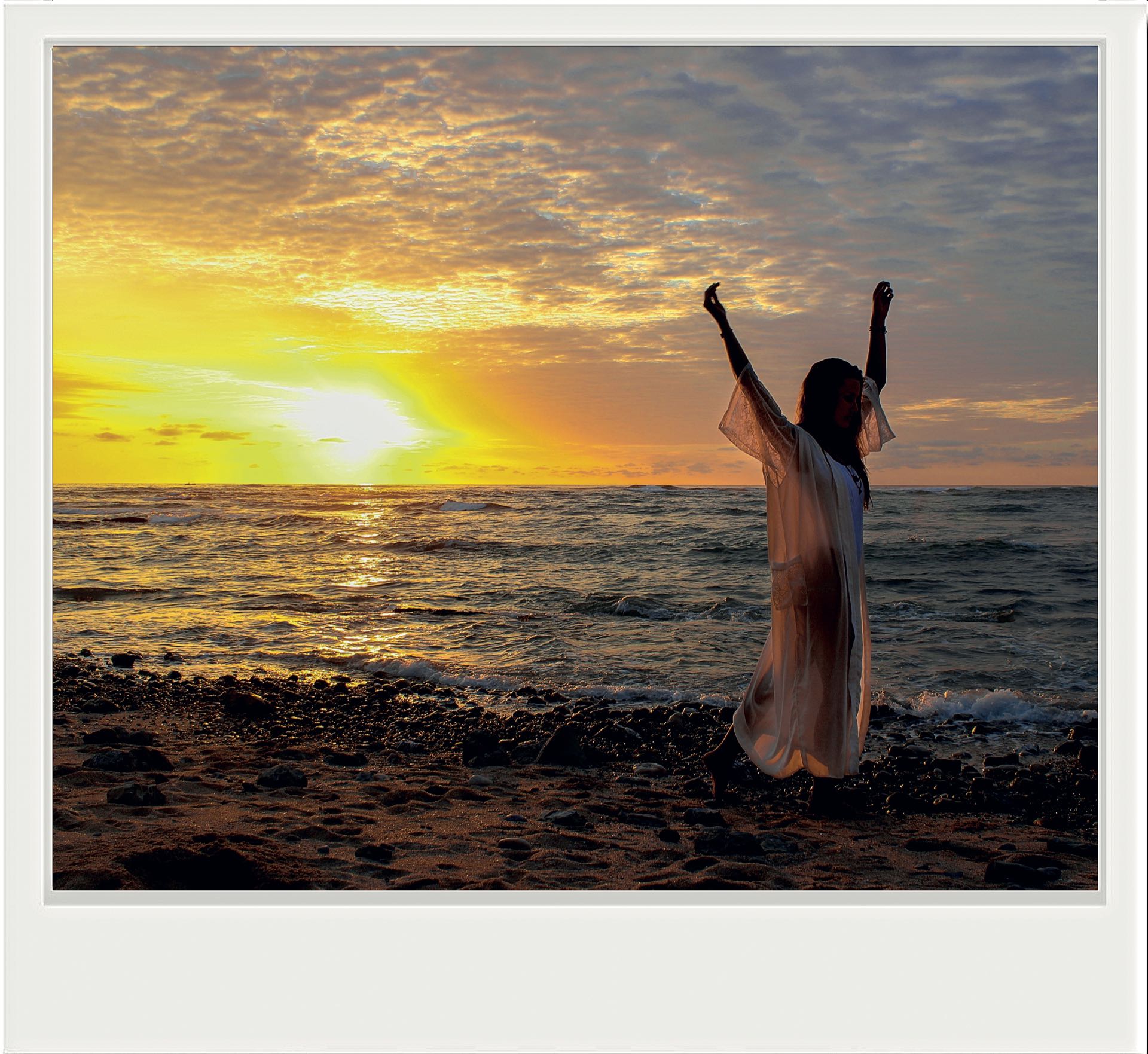 Luli Ferández disfrutando del atardecer (Fotos: @CamposLolita)