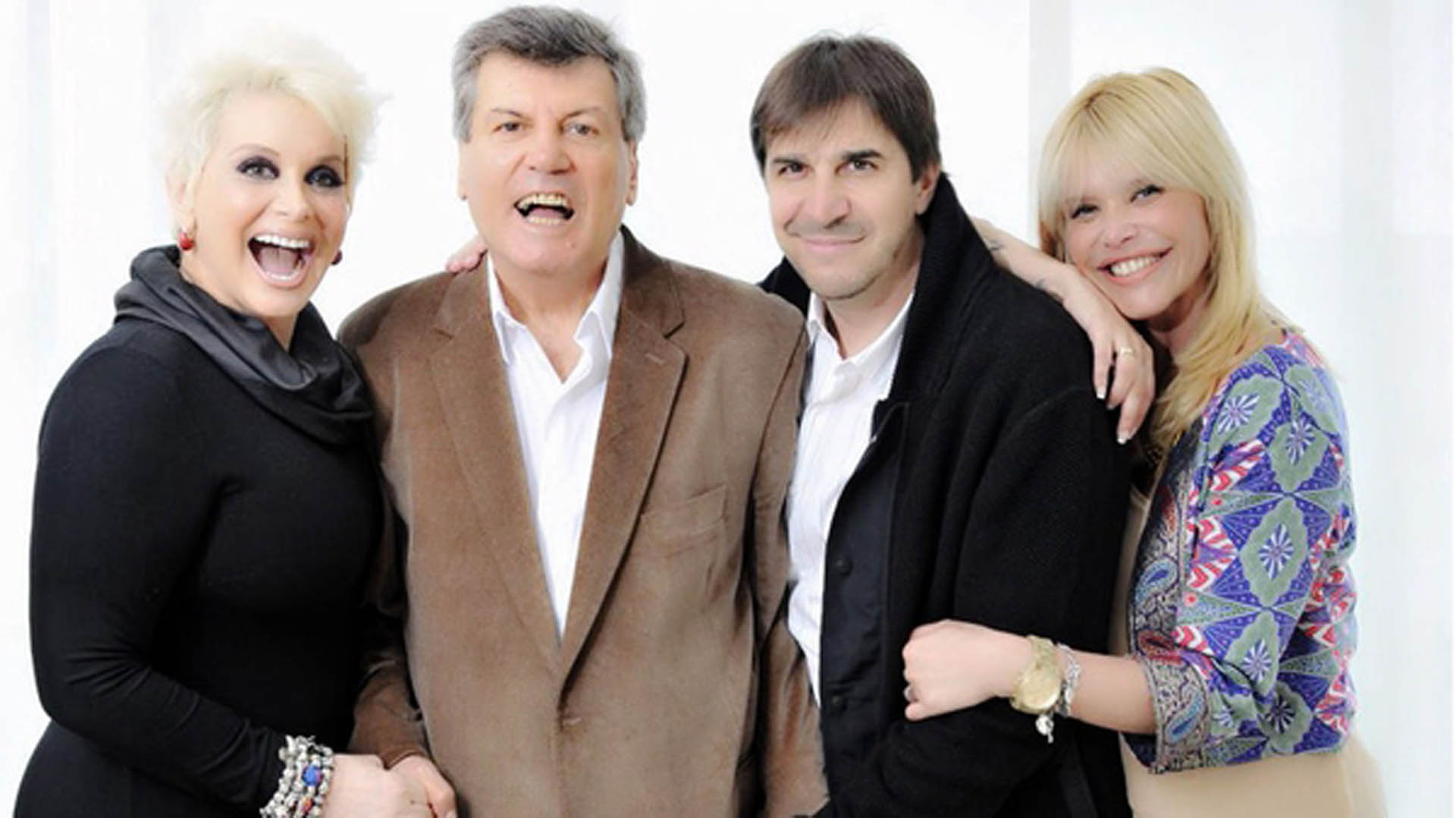 Carlín con las Leonas, Nazarena Vélez y Carmen Barbieri y su amigo Javier Faroni