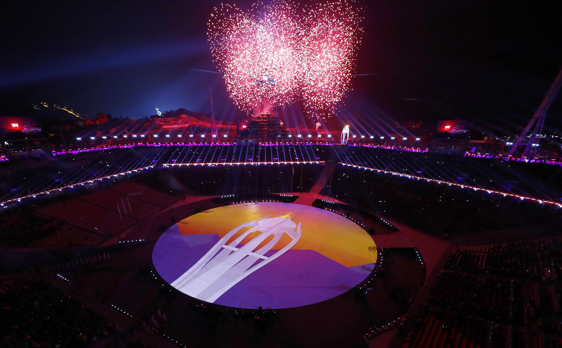 Los fuegos artificiales iluminaron la noche de Corea del Sur