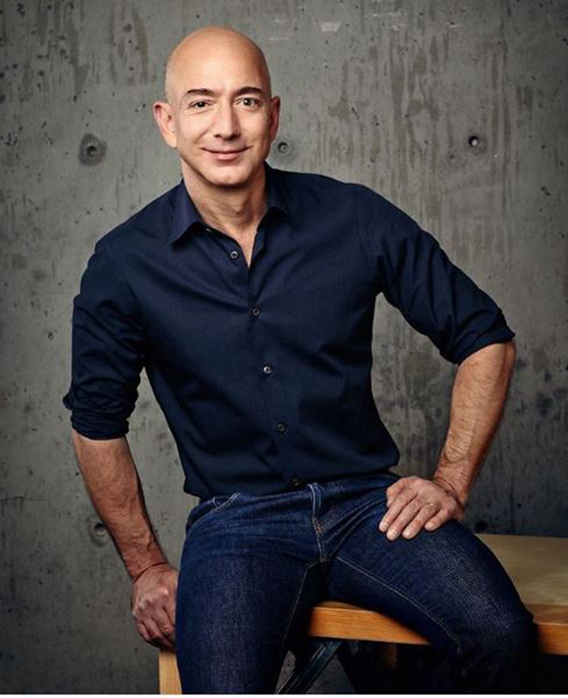 El fundador y director ejecutivo de Amazon ha estado bajo la lupa no por su inteligencia o conocimiento del negocio, sino por su cuerpo trabajado (Instagram)