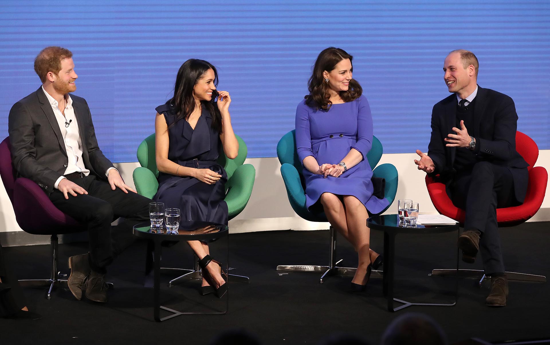 Con su cuñados. En el Reino Unido los apodan ‘el cuarteto fabuloso’, durante una conferencia quedó reflejada la complicidad entre Meghan Markle y Kate y la alegría de los príncipes Harry y William