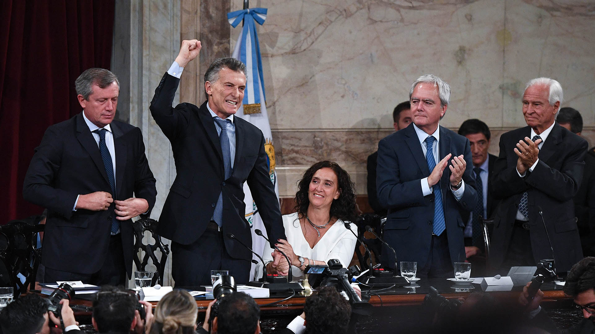 Tras 40 minutos de discurso, un Macri eufórico al terminar de hablar