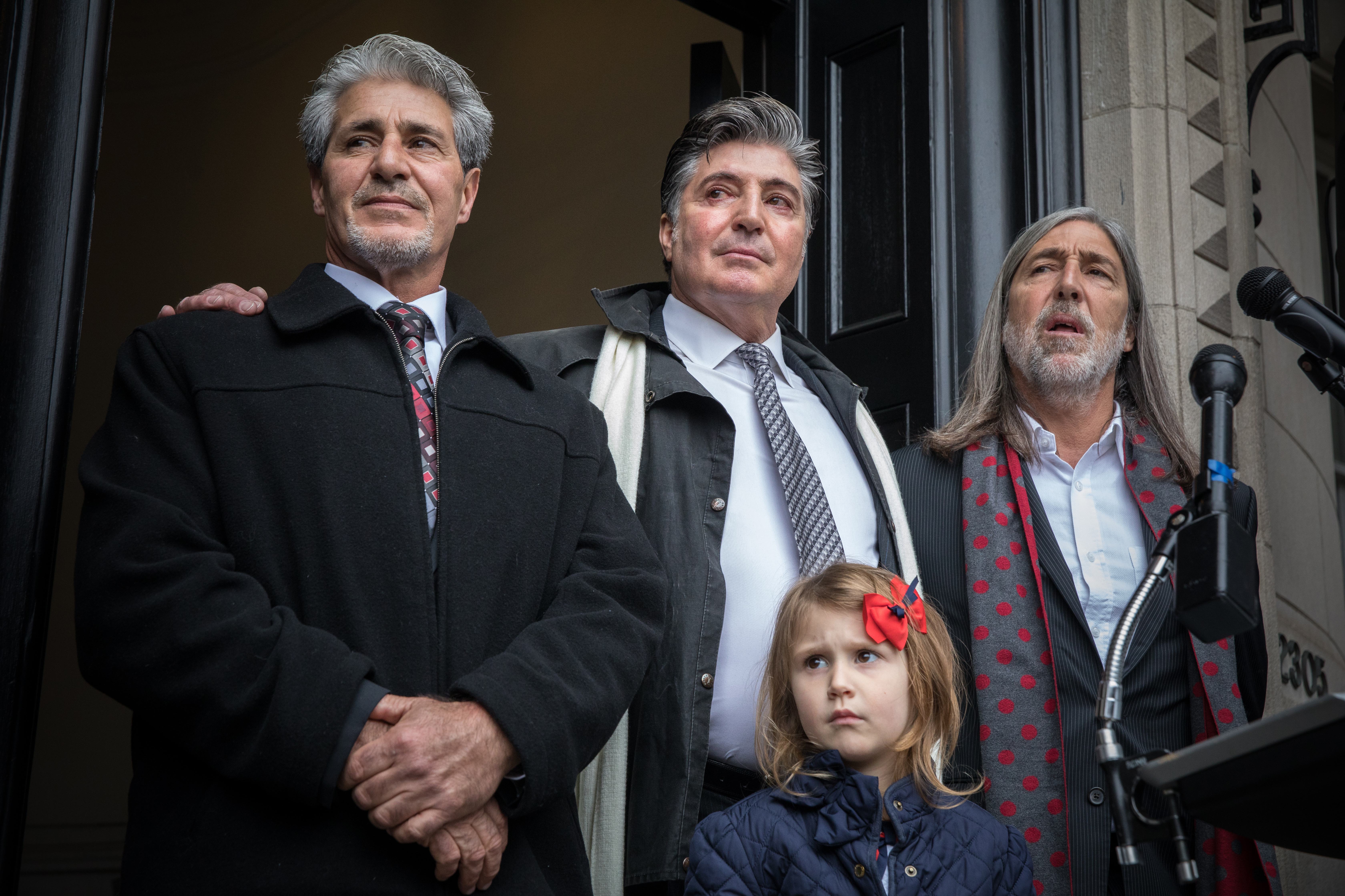 (Desde la izquierda) los hermanos Francisco, Christian y Juan Pablo Letelier, y la hija de Christian, Nicolette, de cinco años. (Evelyn Hockstein / The Washington Post)