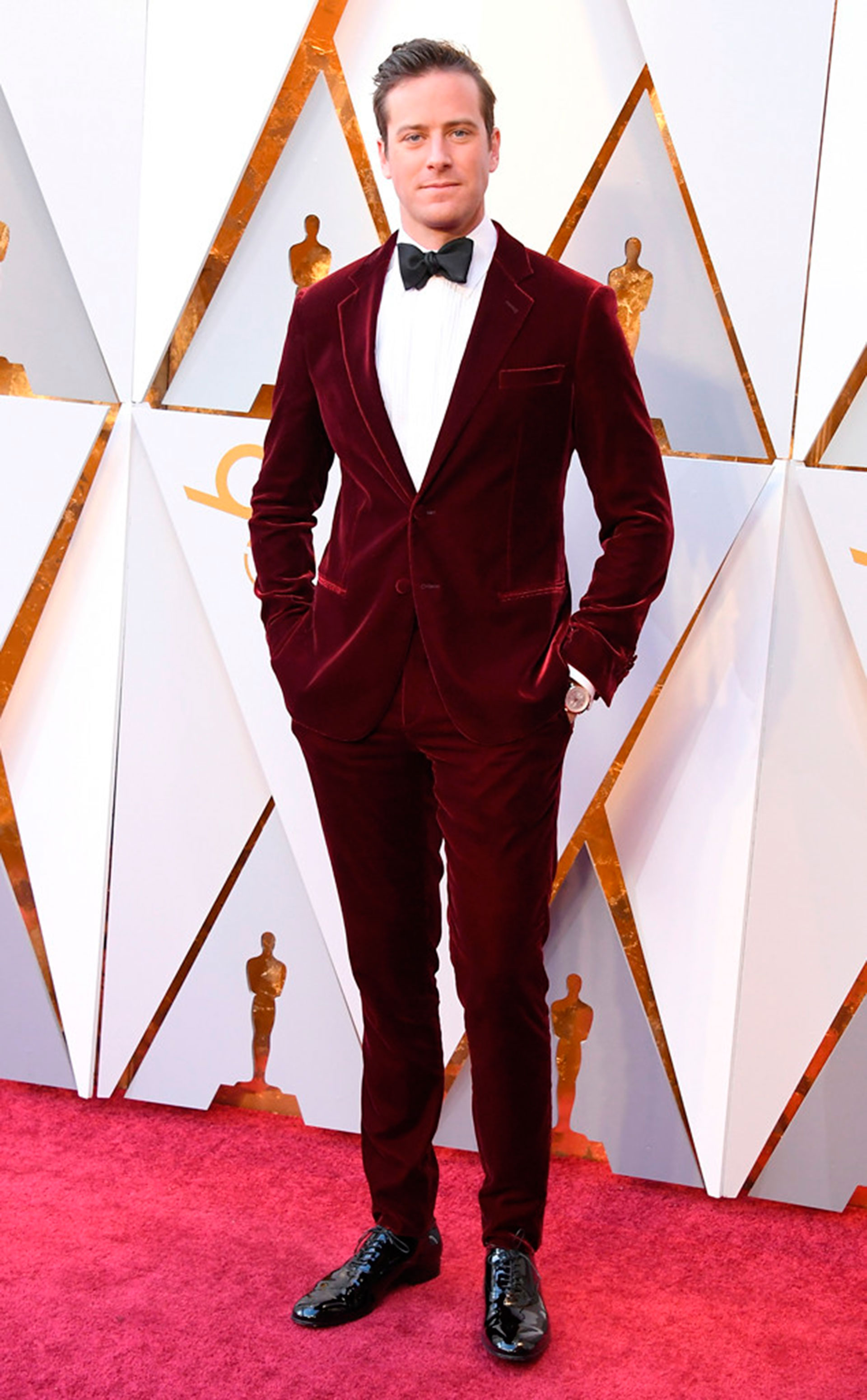 Armie Hammer en Armani (Foto gentileza E!)