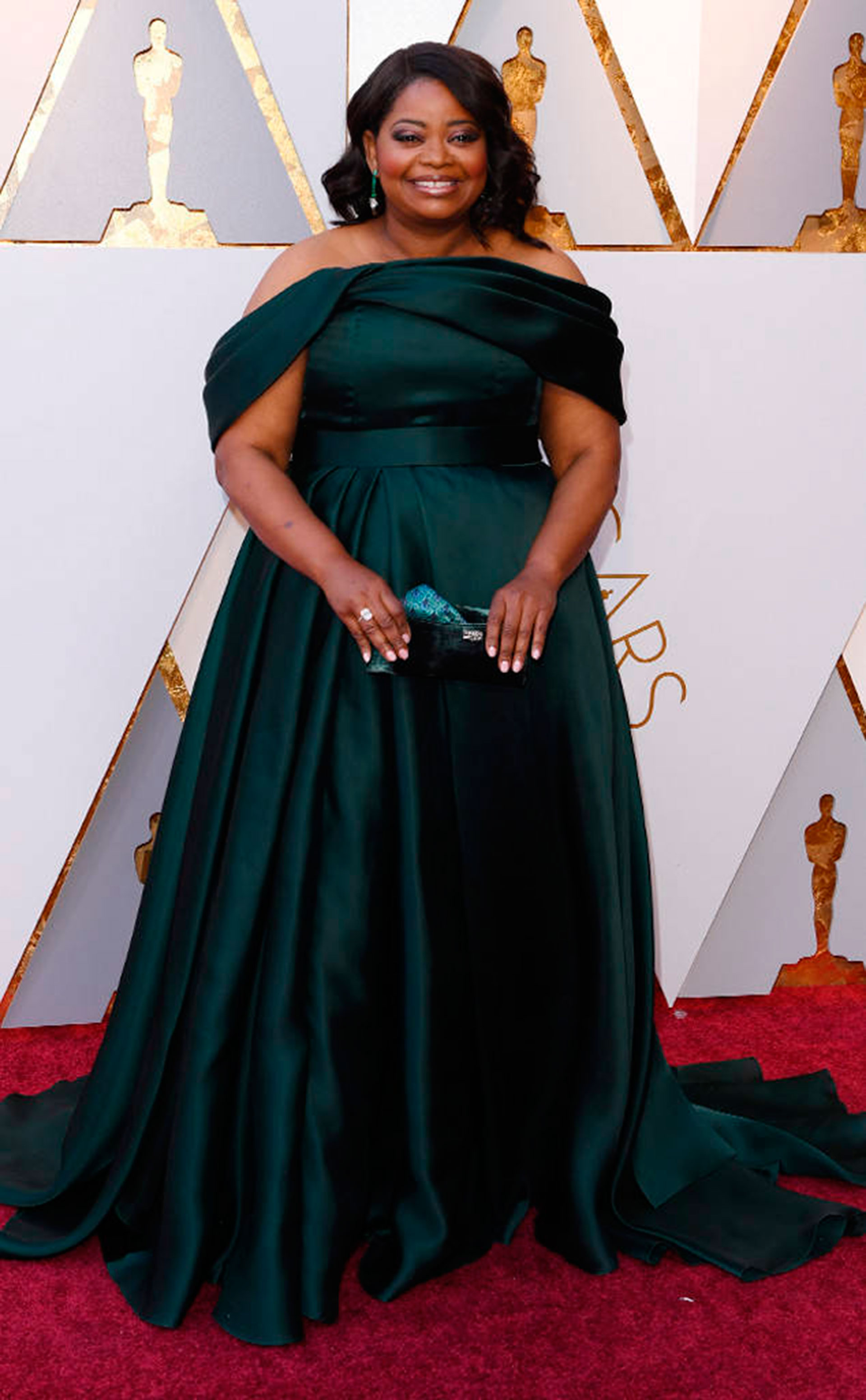 Octavia Spencer, espléndida en un tono original. (Foto gentileza E!)