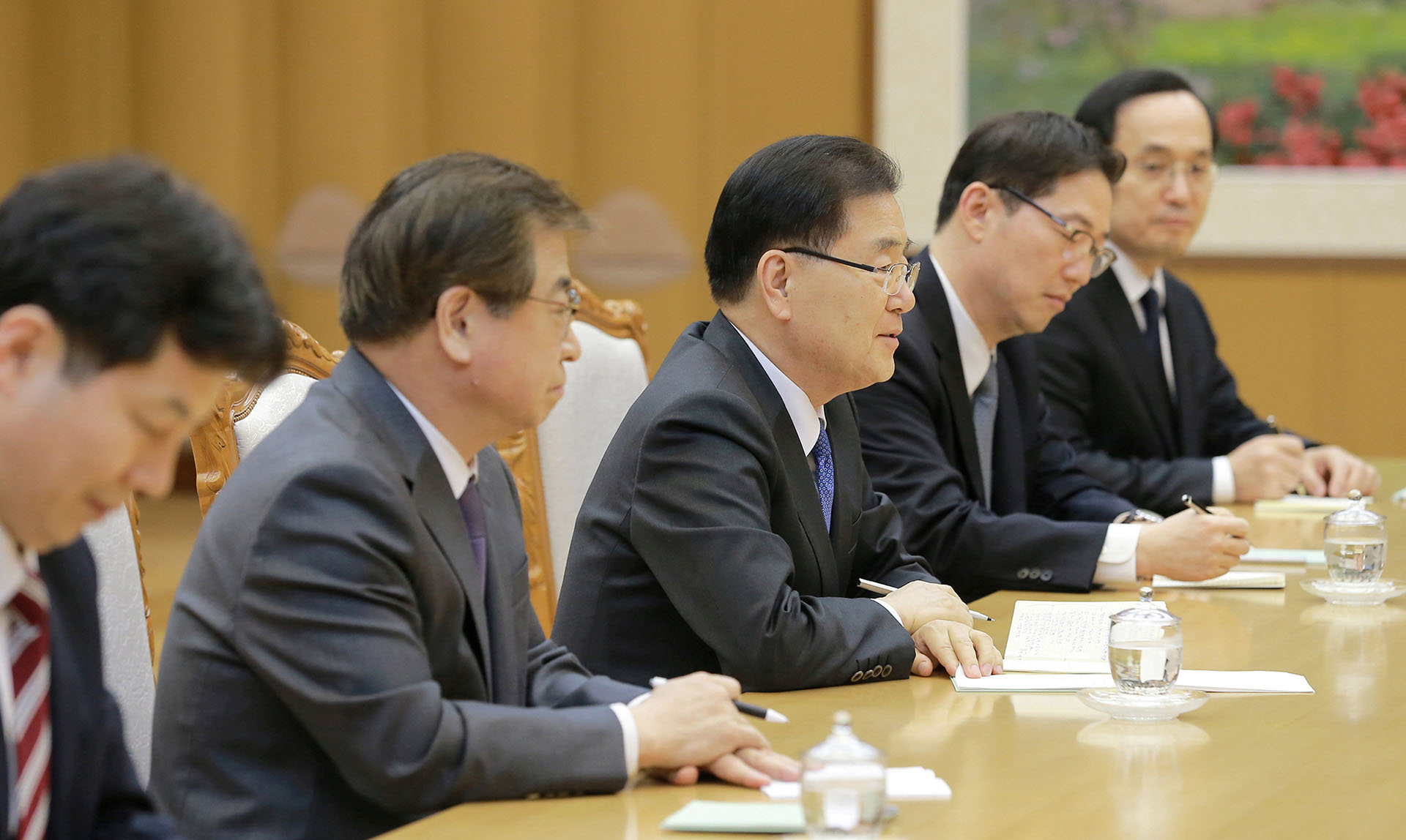 Esta reunión con altos funcionarios de Corea del Sur que se trasladaron al Norte es la primera en más de una década y el último paso en el acercamiento entre las dos Coreas favorecido por los Juegos Olímpicos de Invierno en el Sur
