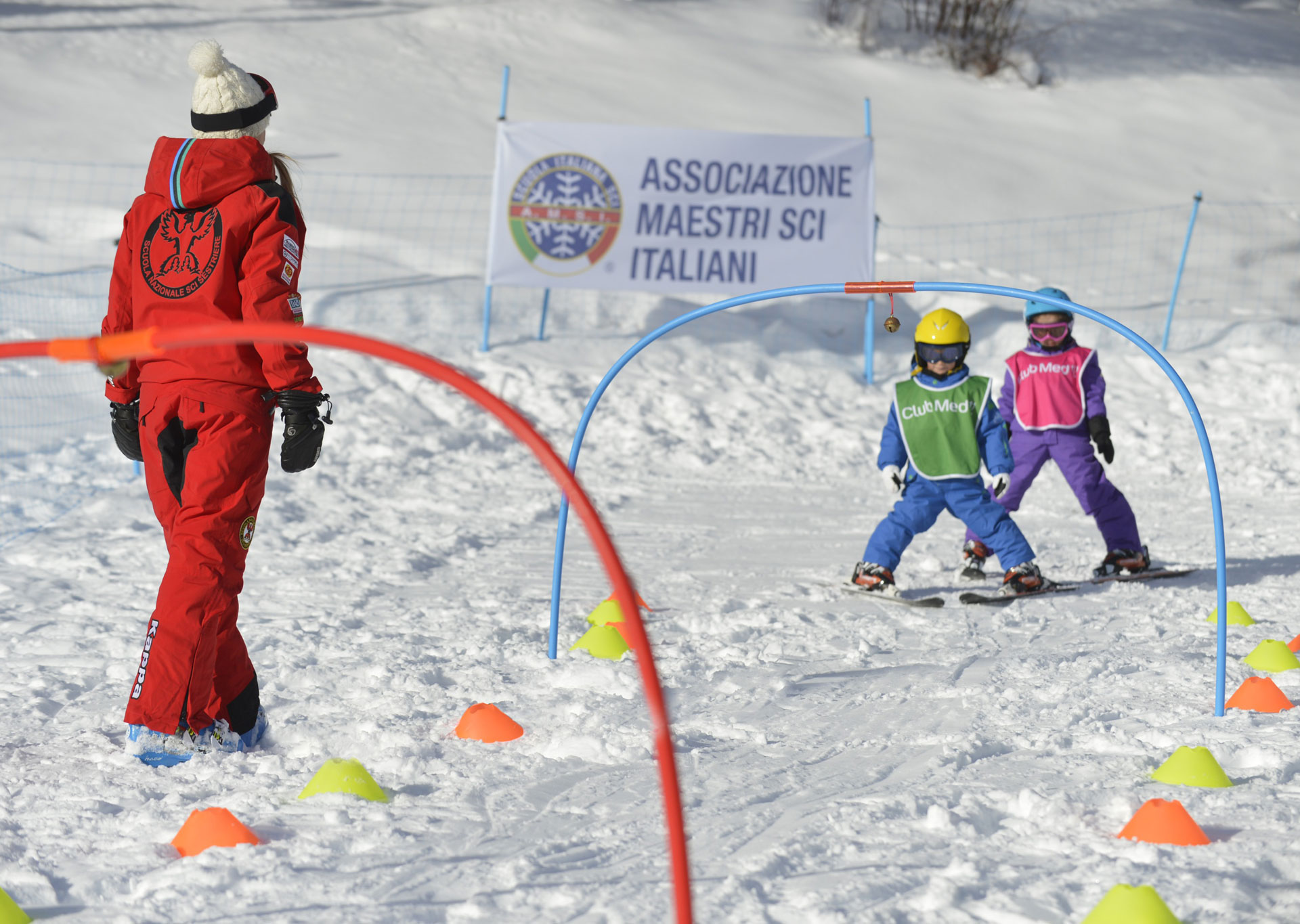 Algunos de los resorts ofrecen actividades especiales para familias y clubes de esquí para niños.