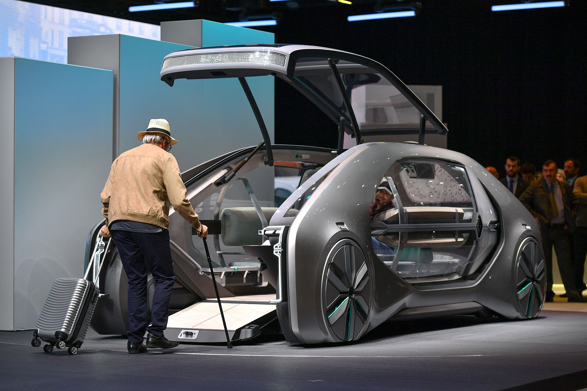 El prototipo EZ-GO es uno de los modelos más exóticos que se exhiben en el Palexpo de la ciudad suiza. El concepto de Renault es autónomo, eléctrico, conectado y un nuevo concepto en movilidad democrática, sin distinciones