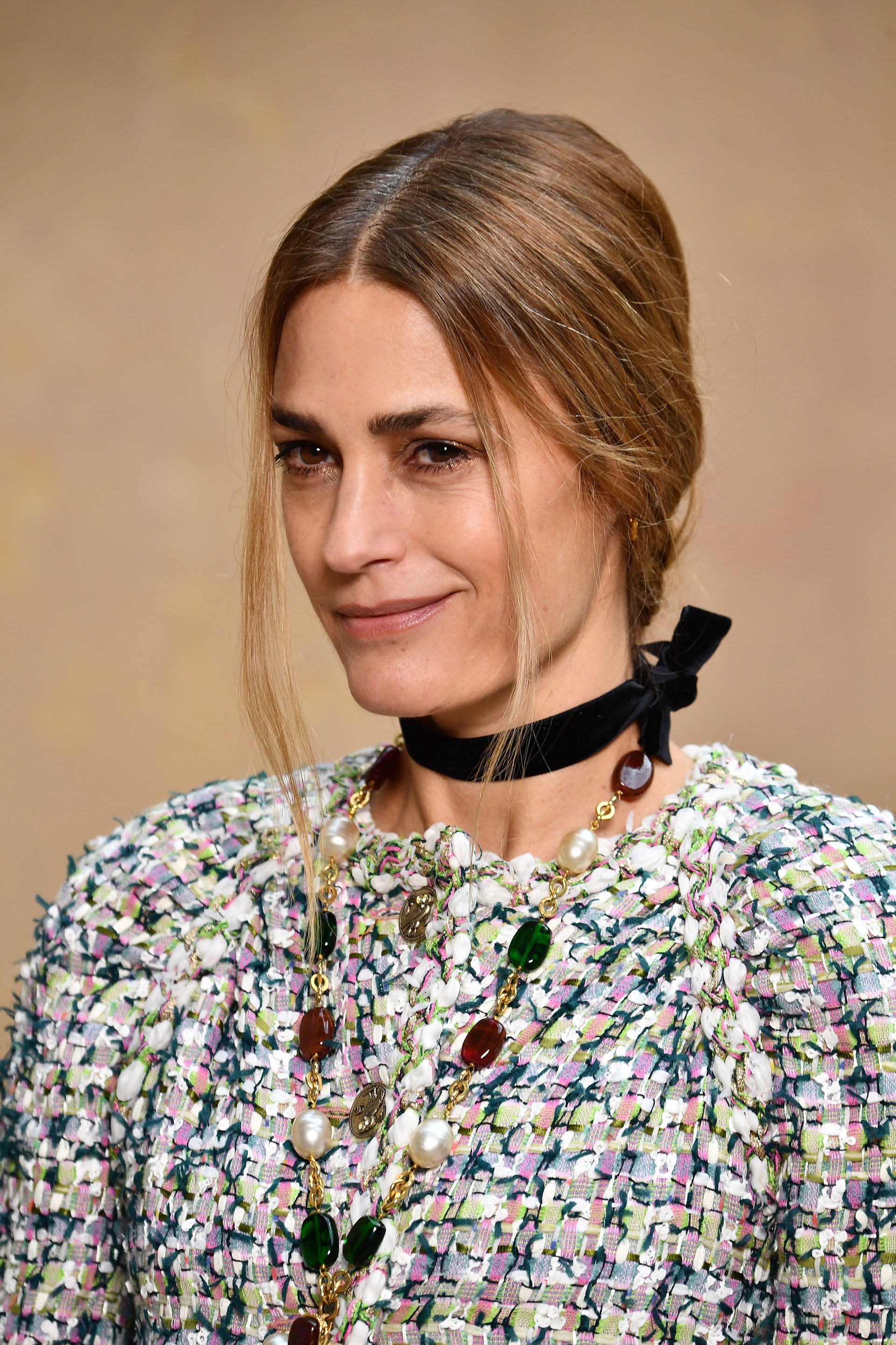 La icónica modelo Yasmine Lebon sigue siendo una referente de la moda