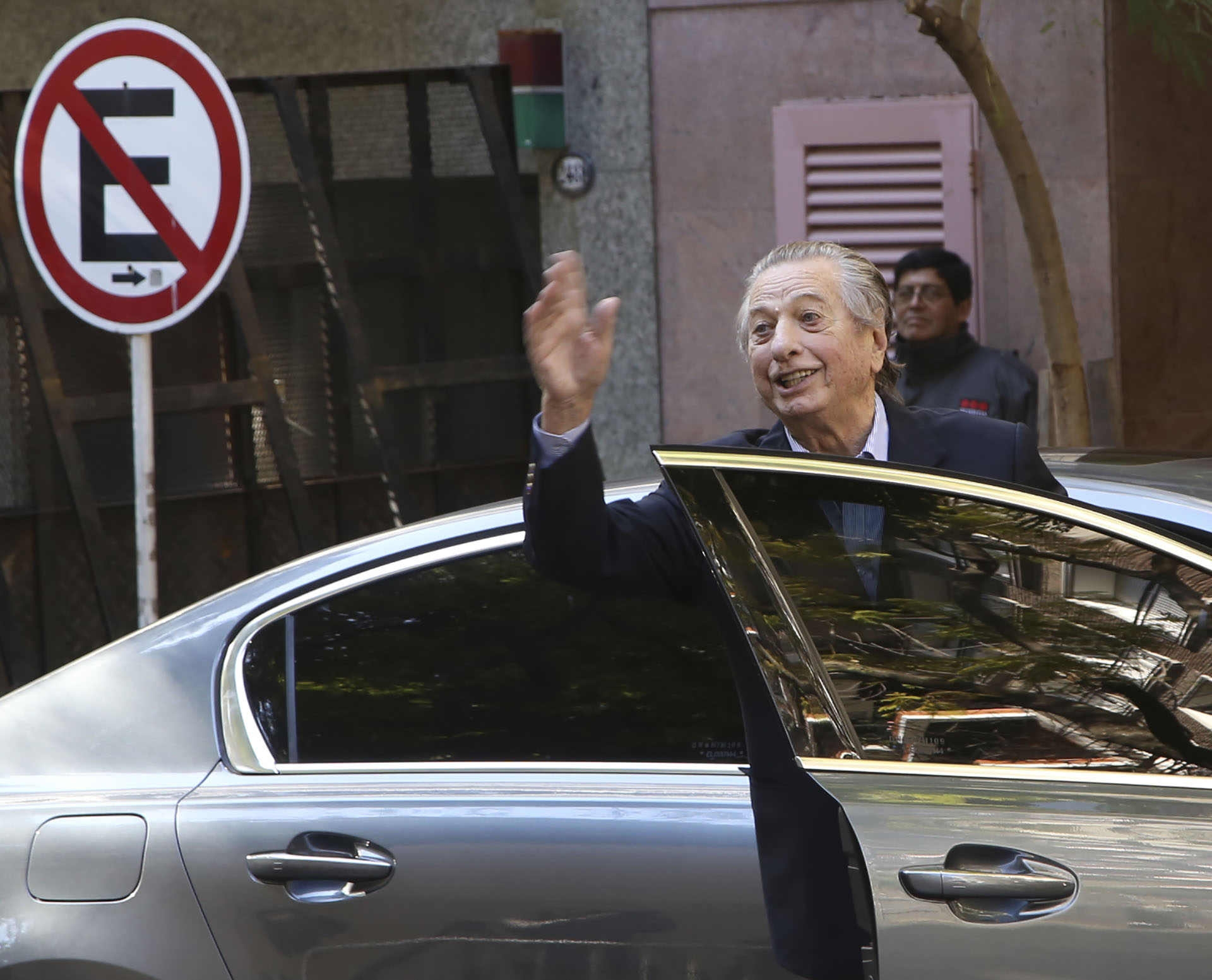 El gran salto económico de Franco Macri se produjo a partir de la década del 70, cuando empezó a consolidar el Grupo Macri-SOCMA, uno de los holdings más grandes de la región