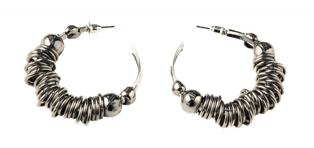 #PARA TI - LOOK CUERO DE COLOR - moda - aros Clara - 20180309