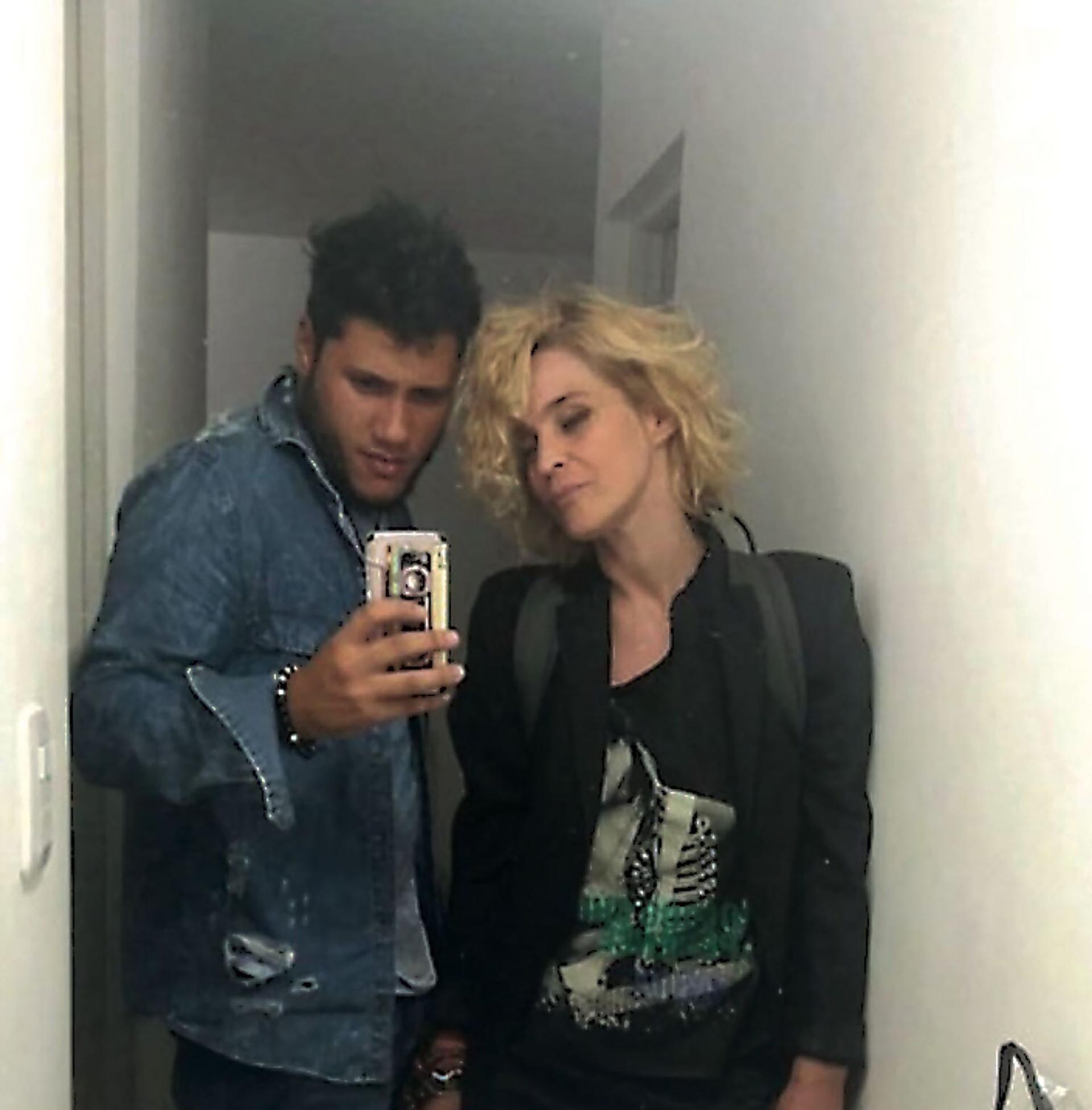 Leticia junto a su novio Federico