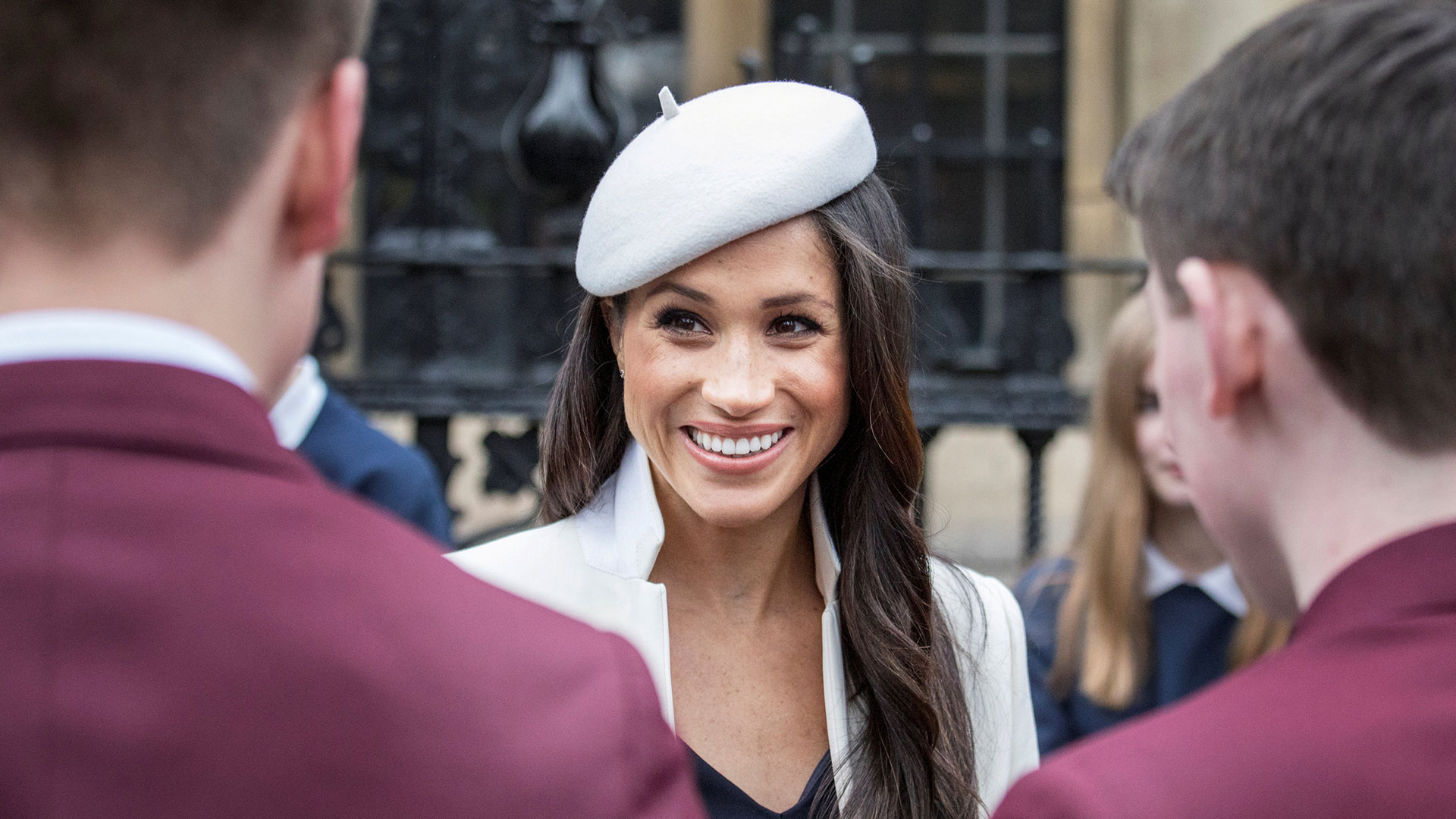 Meghan se adaptó a la moda british desde el primer día